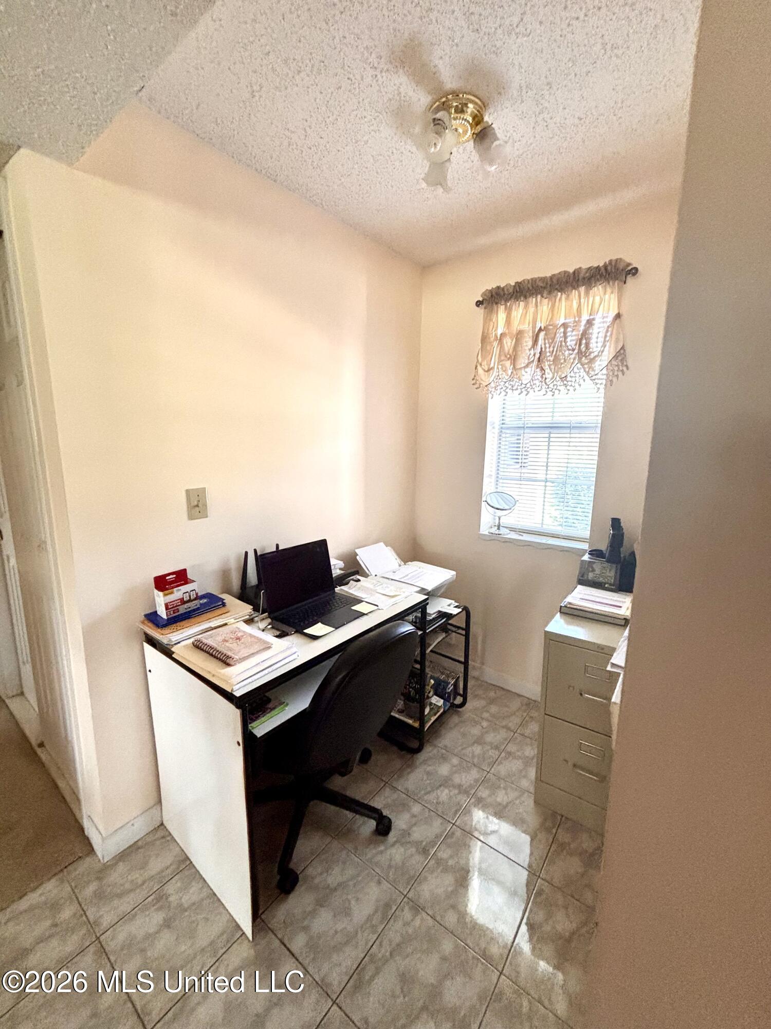 114 E T Poole Road Property Photo 16