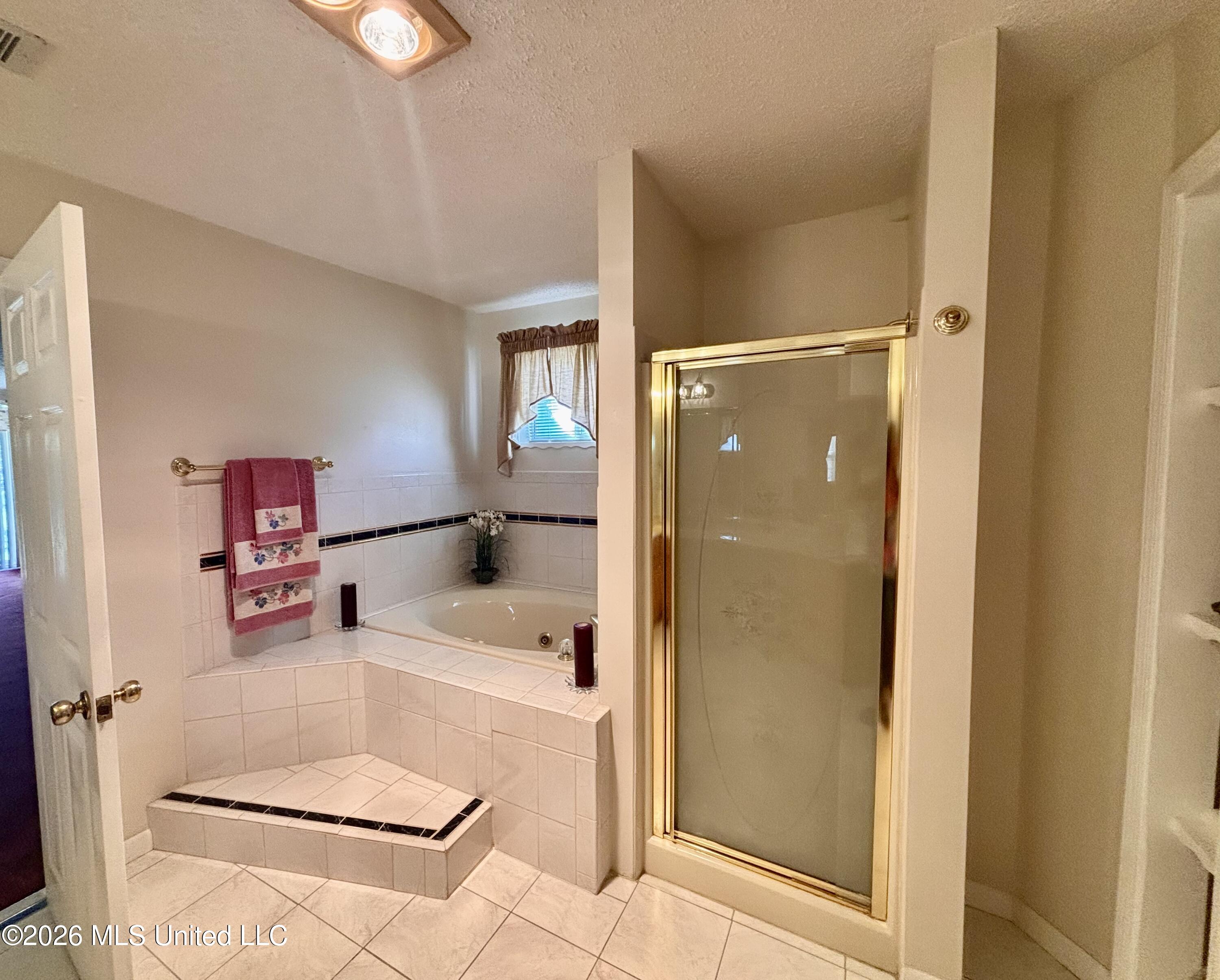 114 E T Poole Road Property Photo 24