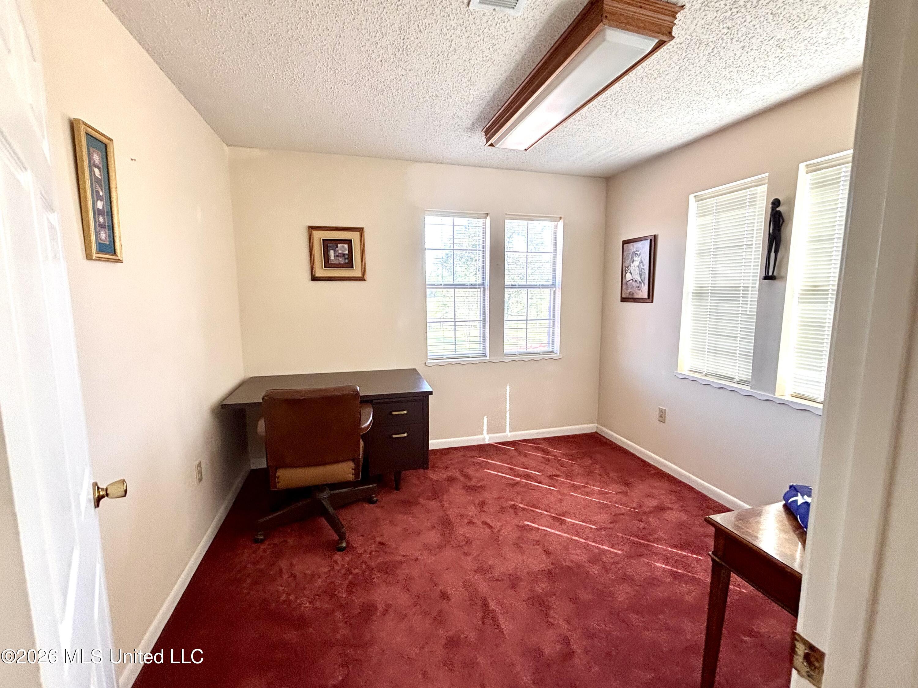 114 E T Poole Road Property Photo 25