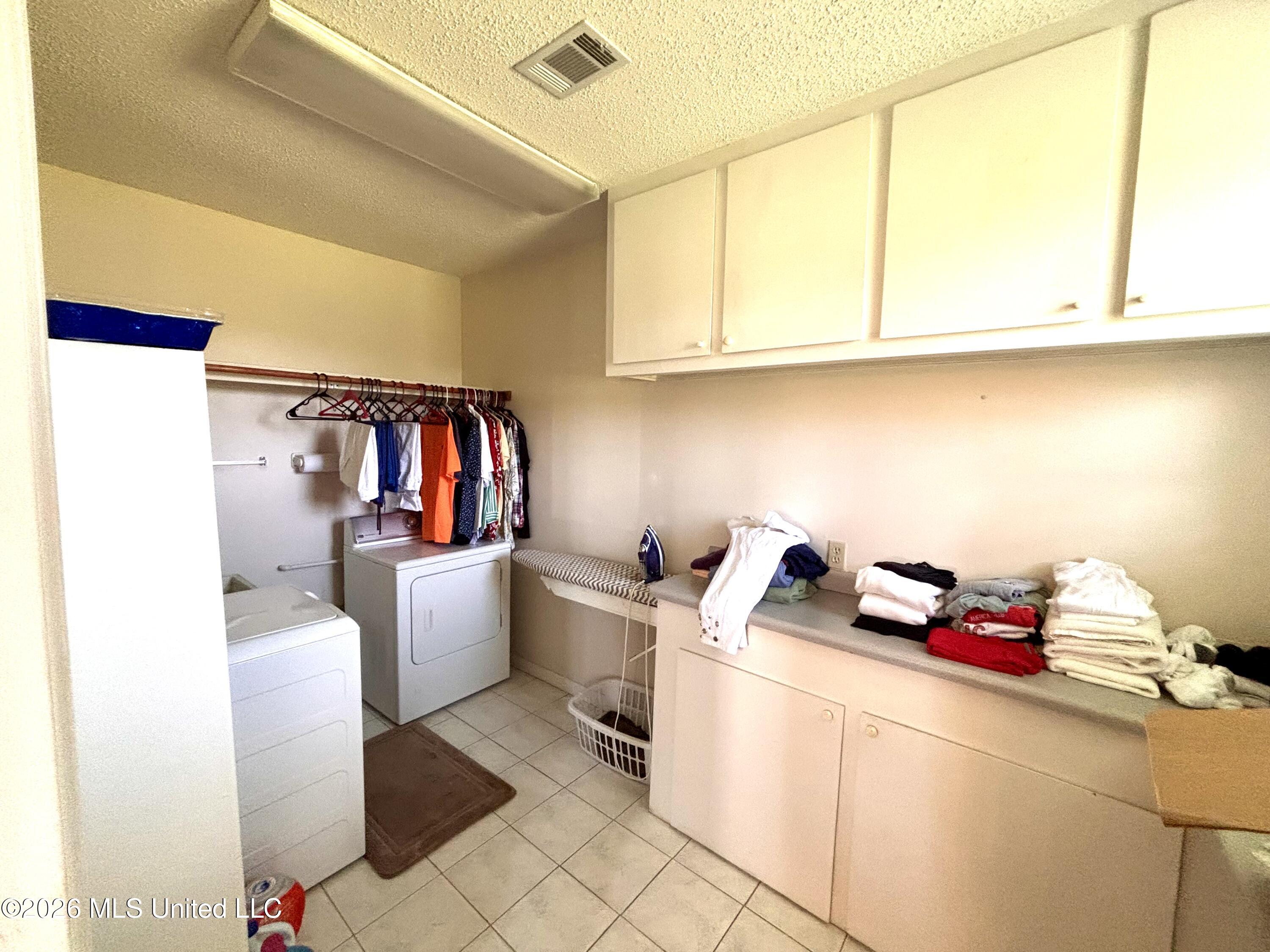 114 E T Poole Road Property Photo 49