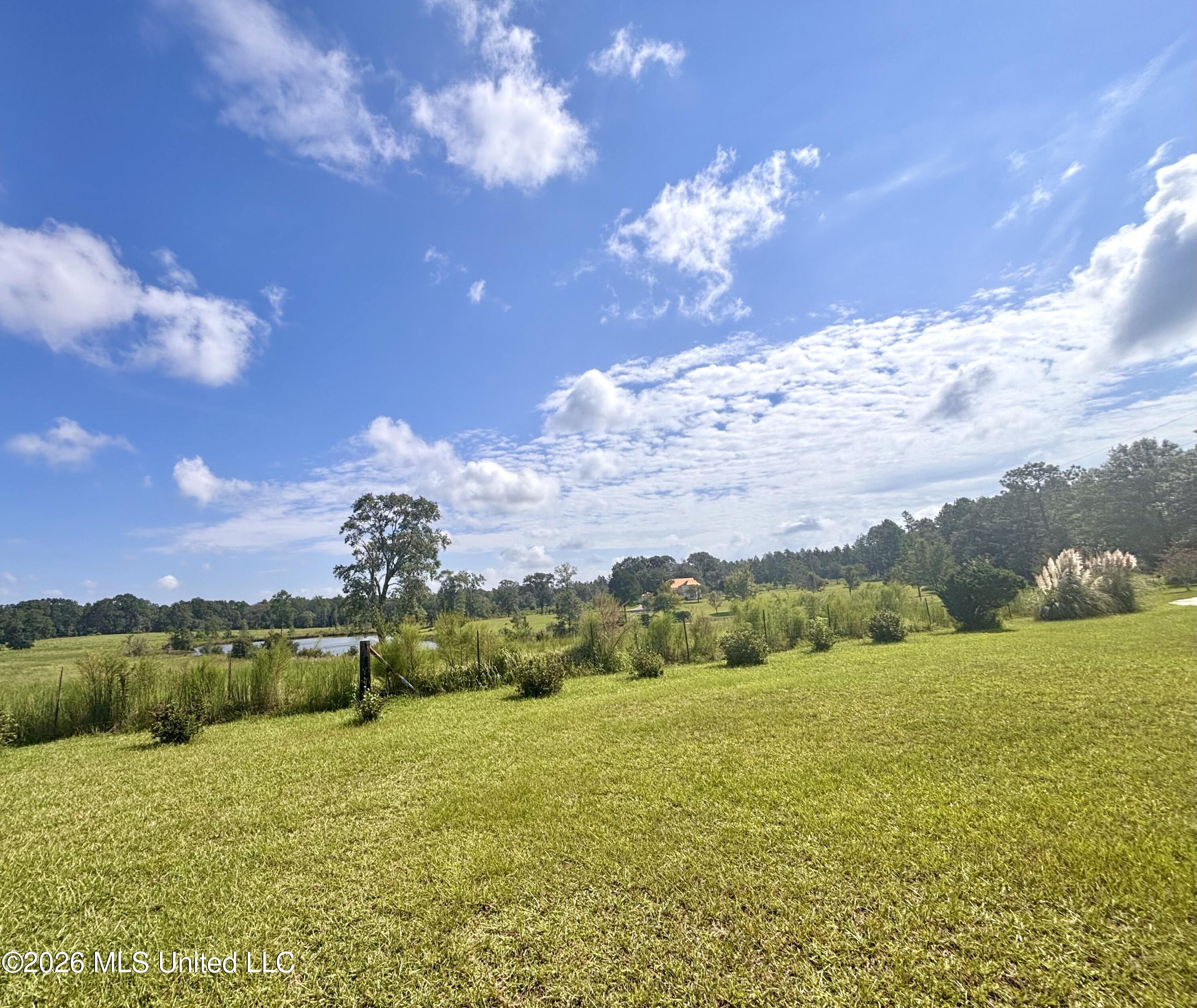 114 E T Poole Road Property Photo 68