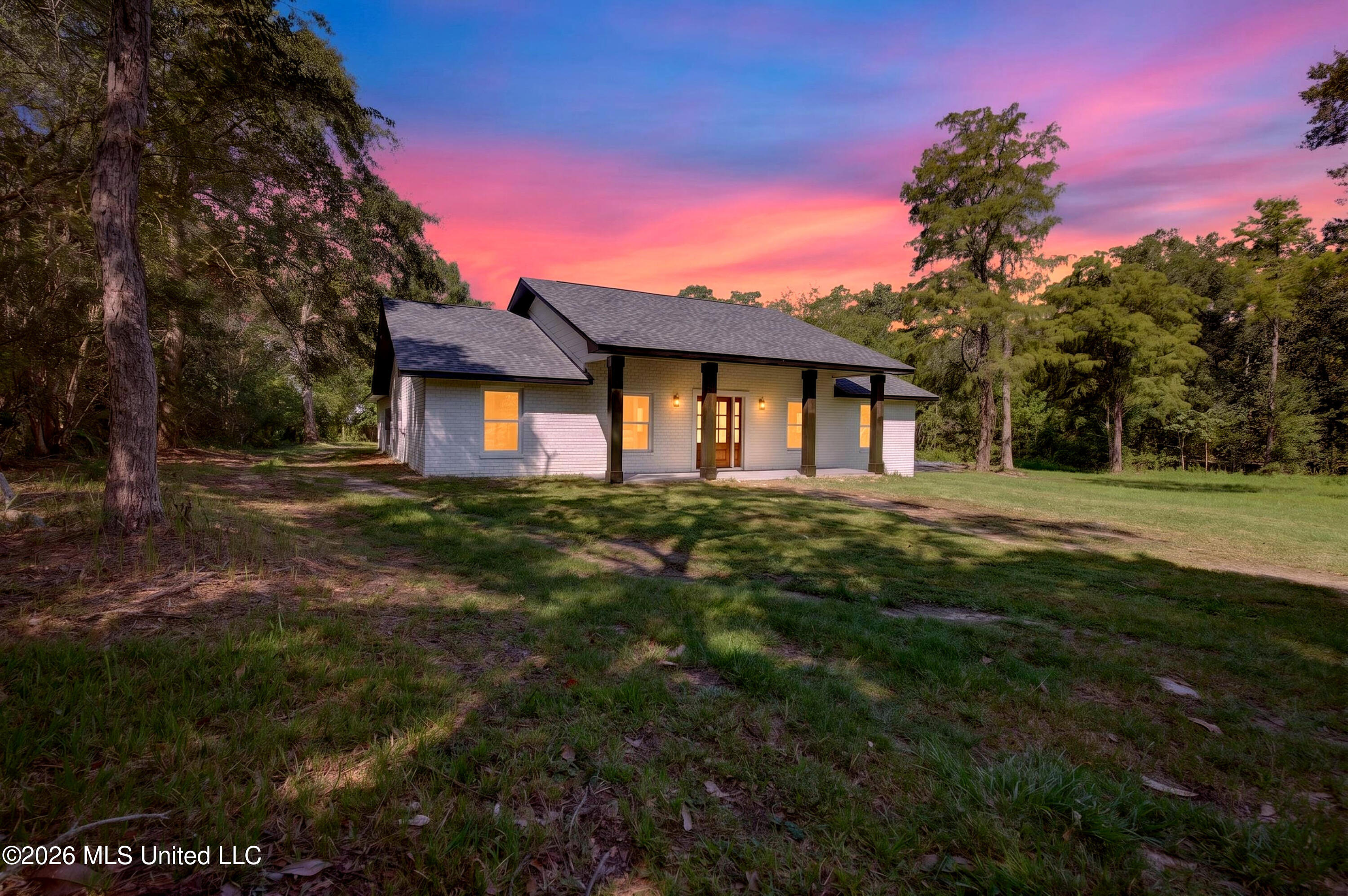 1305 Pine Street Property Photo 1