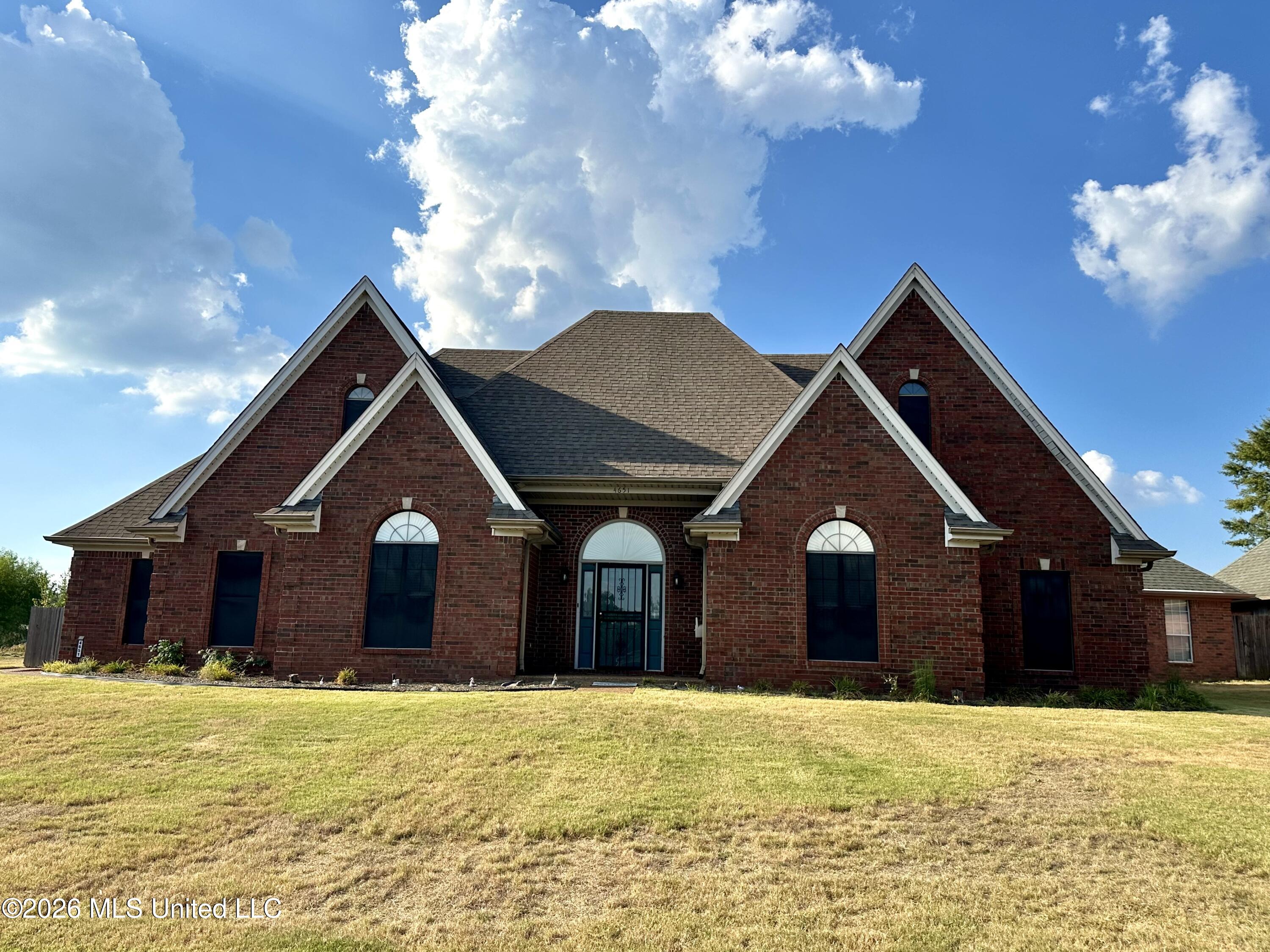 4651 E Alden Lake Drive Property Photo 1