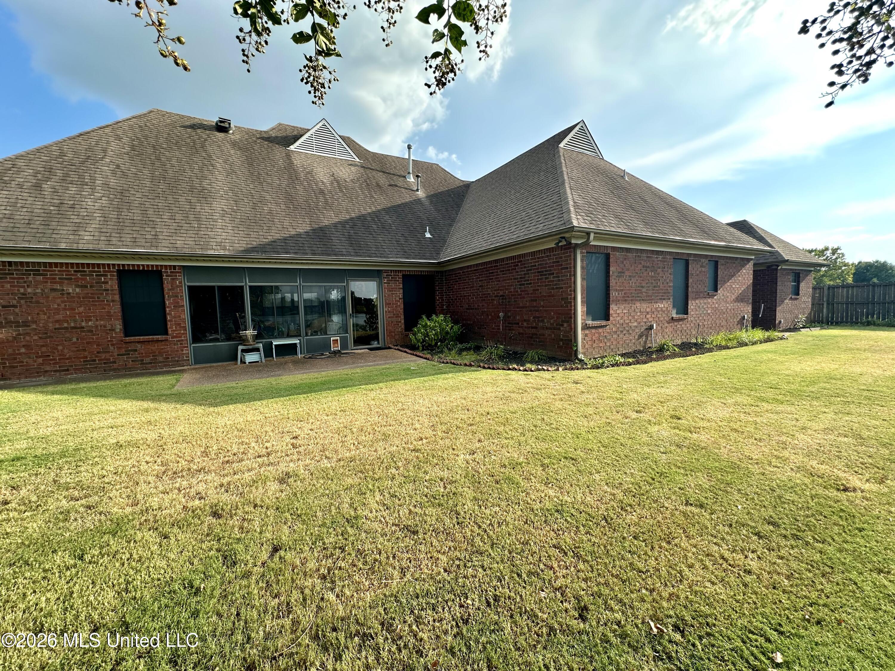 4651 E Alden Lake Drive Property Photo 4