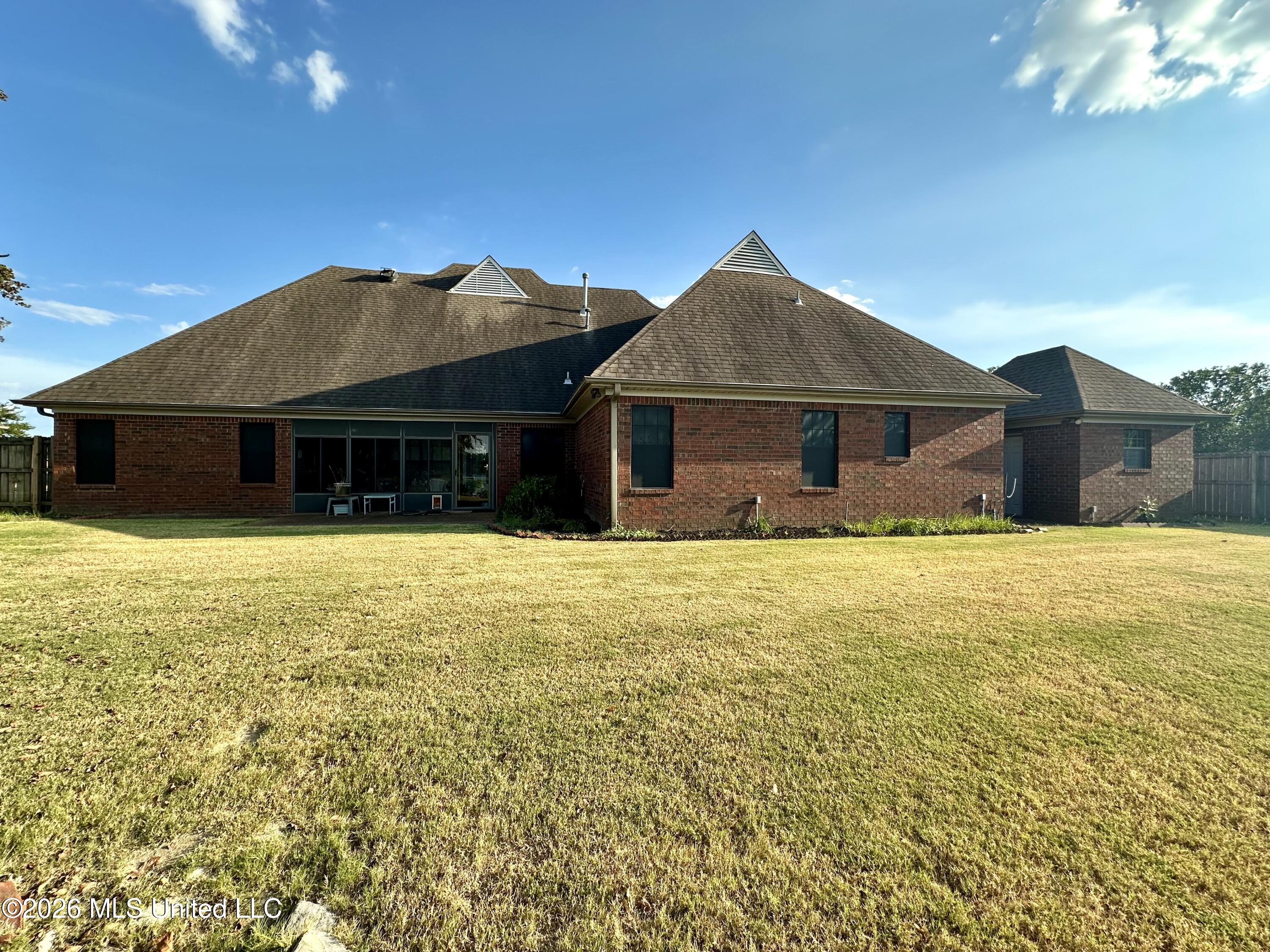 4651 E Alden Lake Drive Property Photo 7