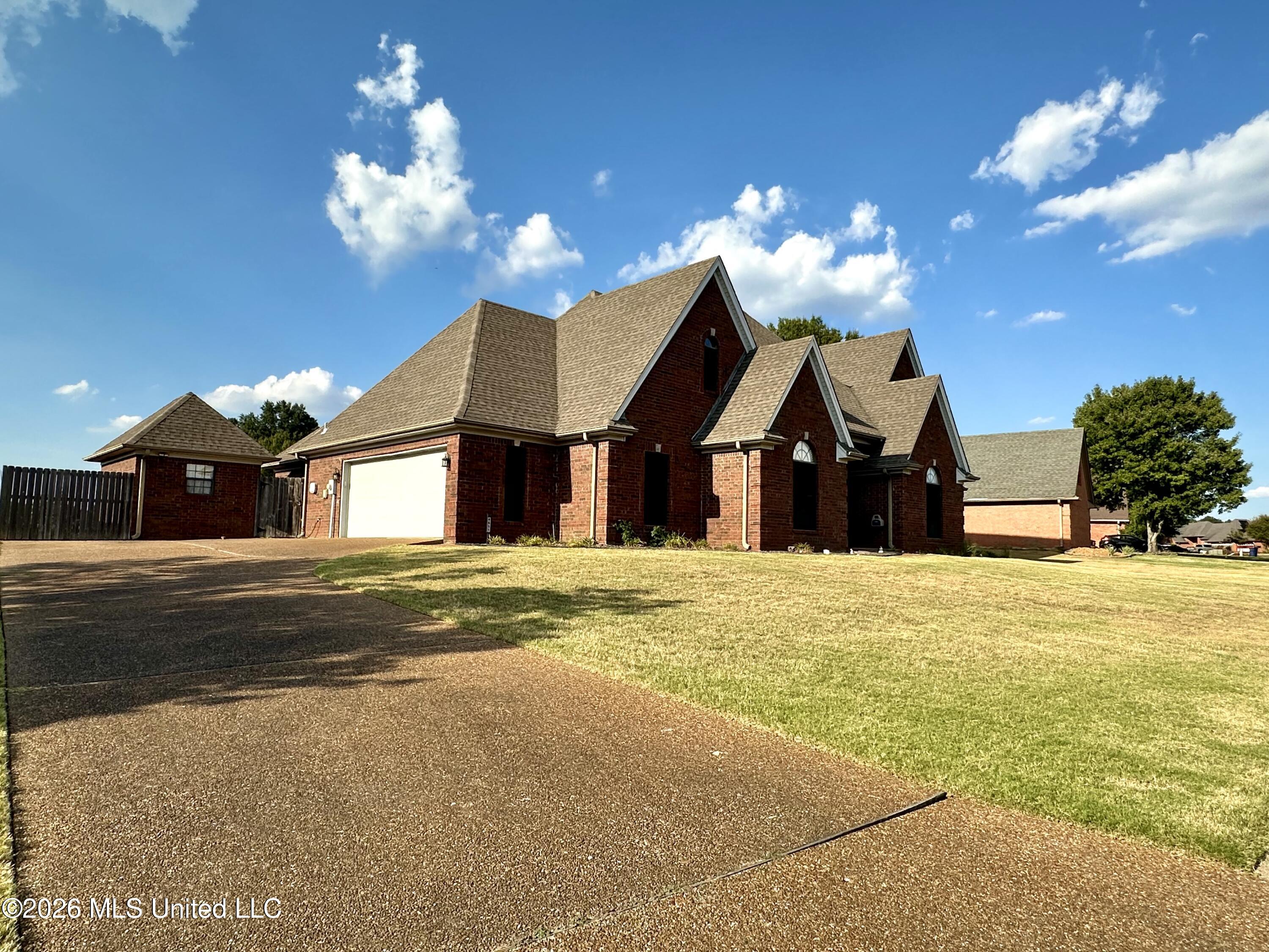 4651 E Alden Lake Drive Property Photo 8