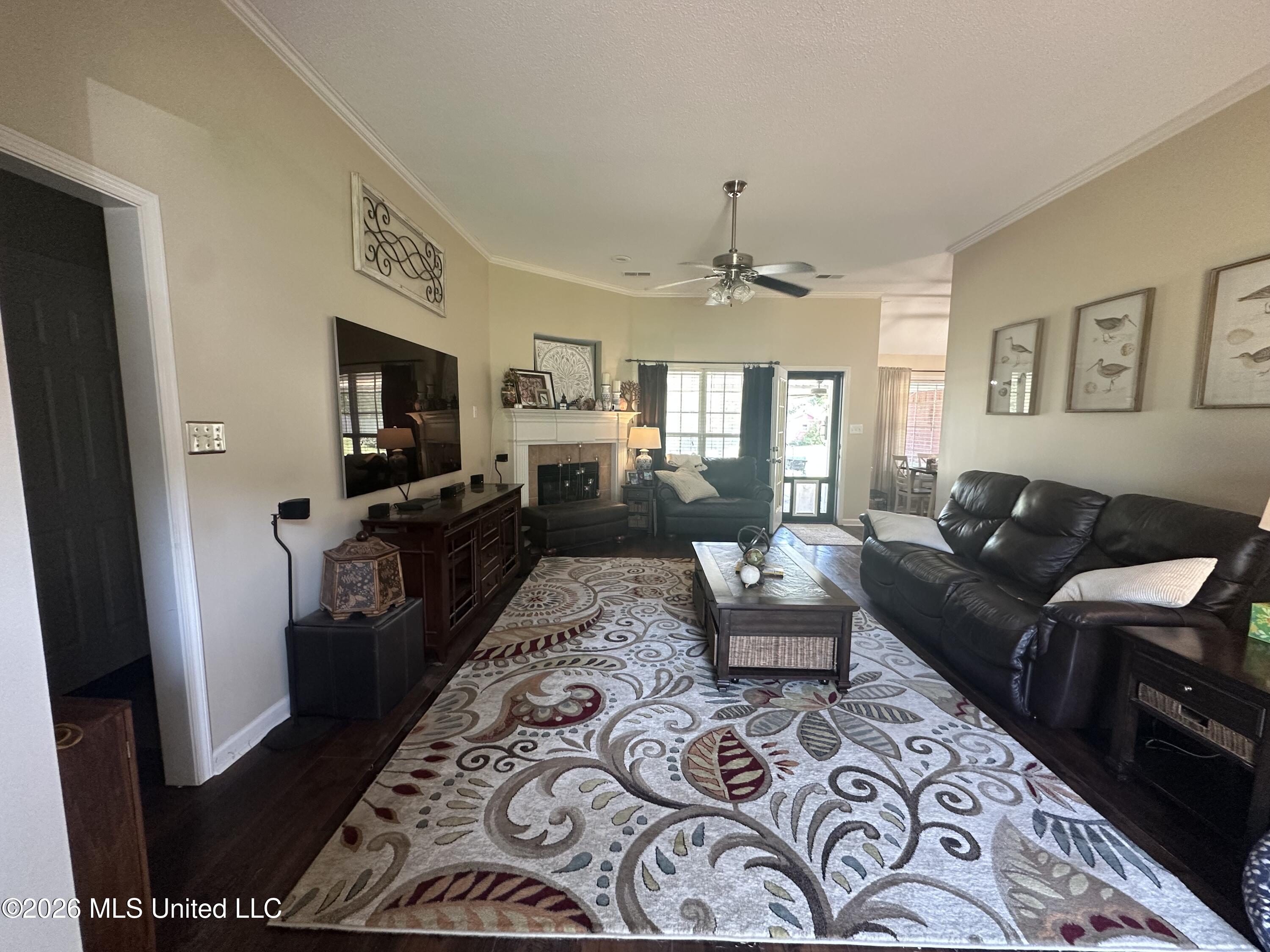 10330 Loftin Drive Property Photo 2