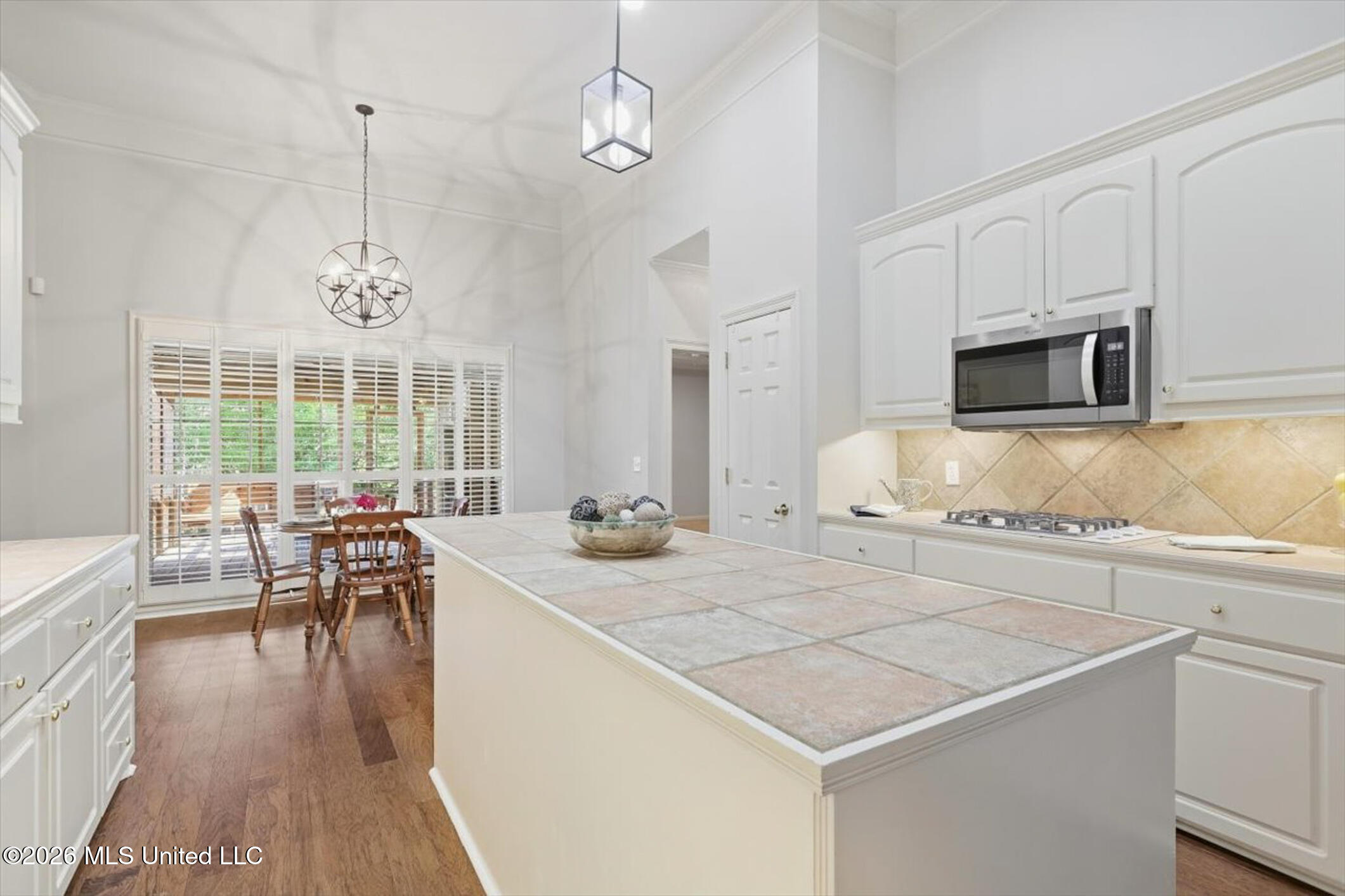 715 Esplanade Drive Property Photo 6