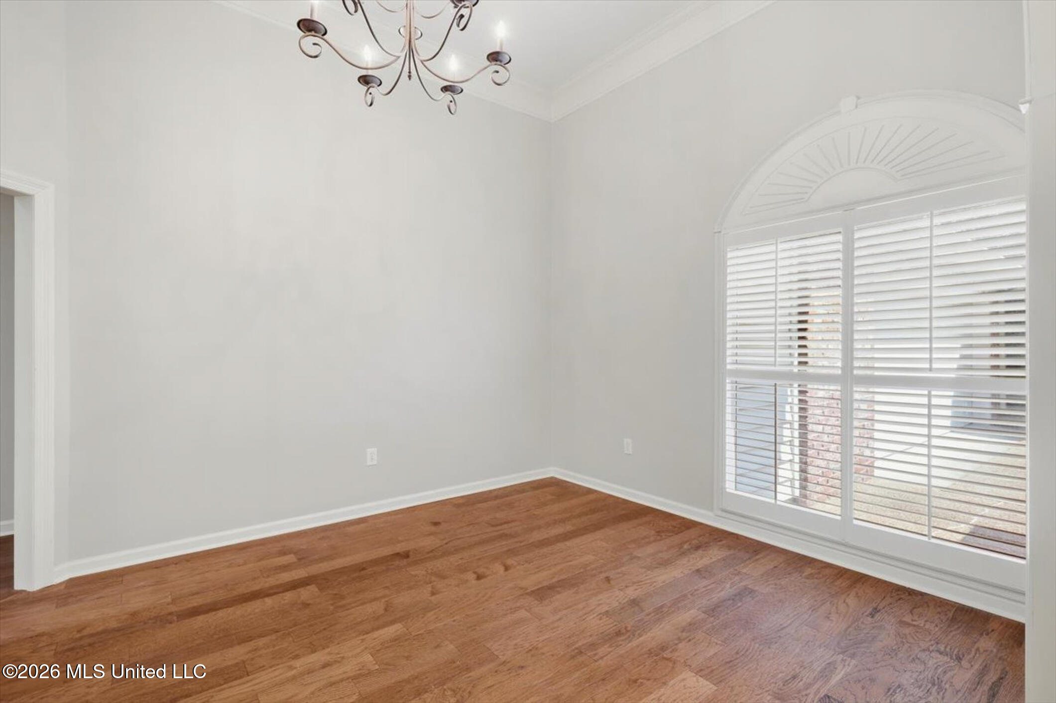 715 Esplanade Drive Property Photo 8