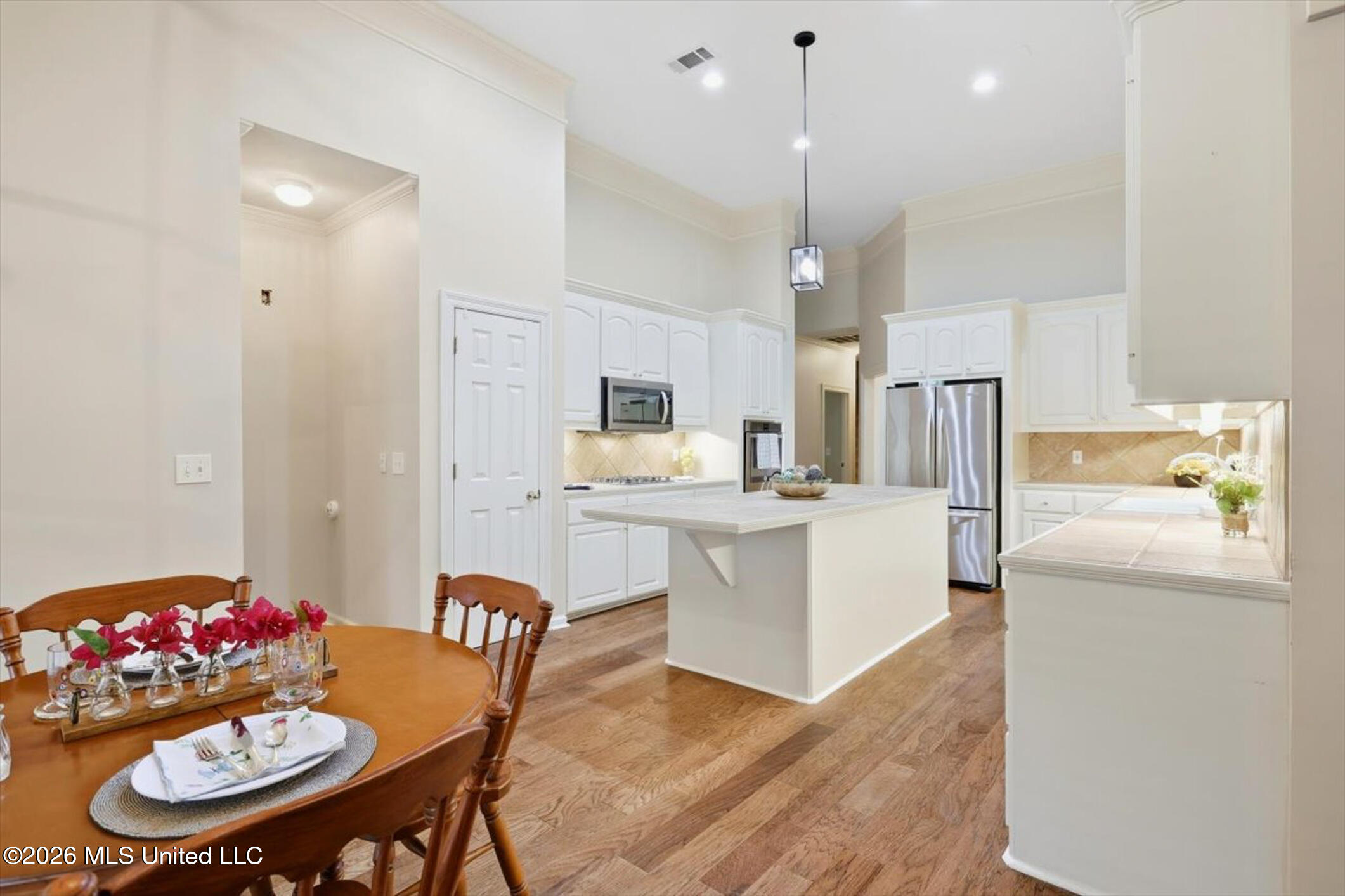 715 Esplanade Drive Property Photo 10