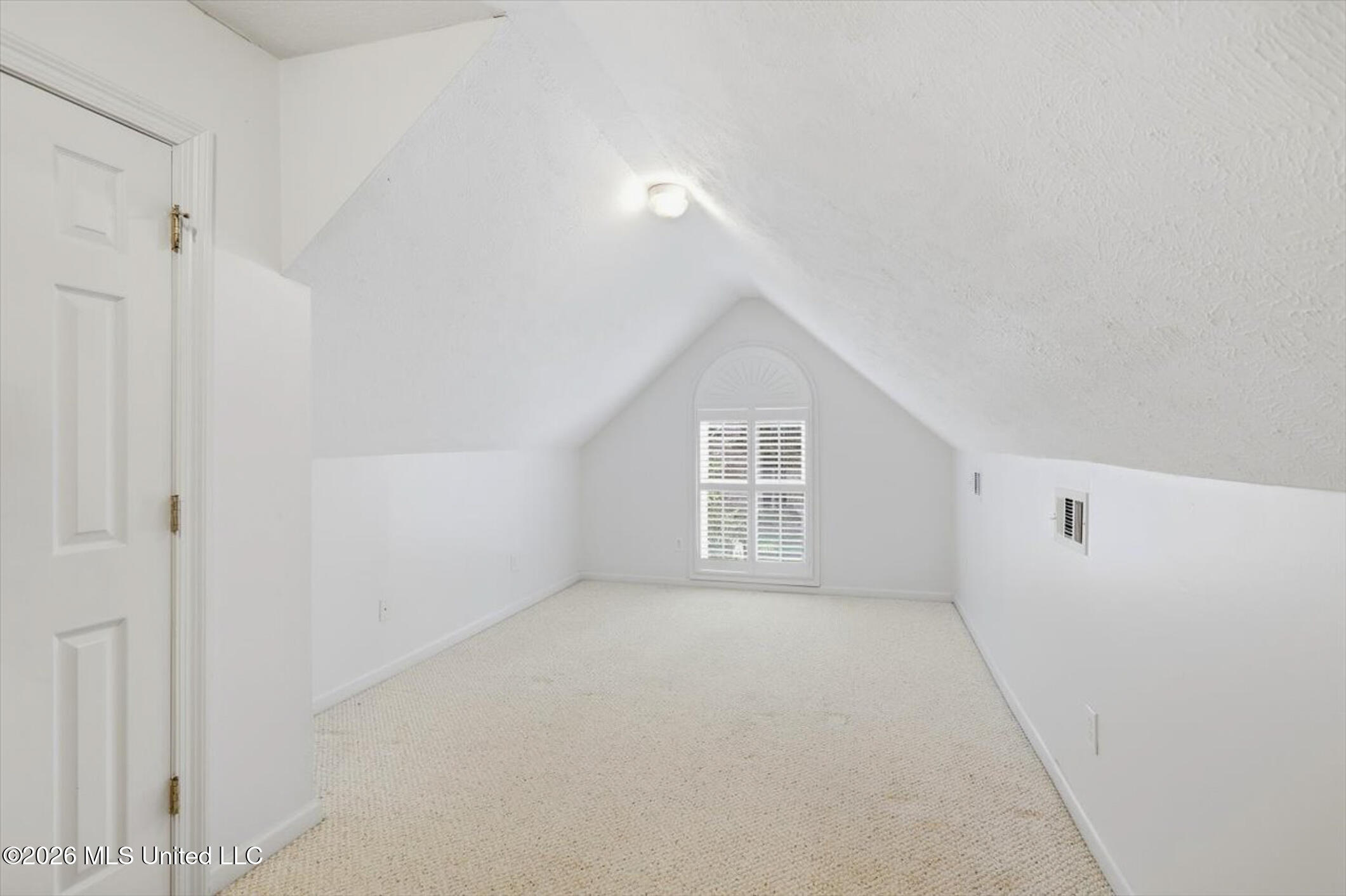 715 Esplanade Drive Property Photo 25