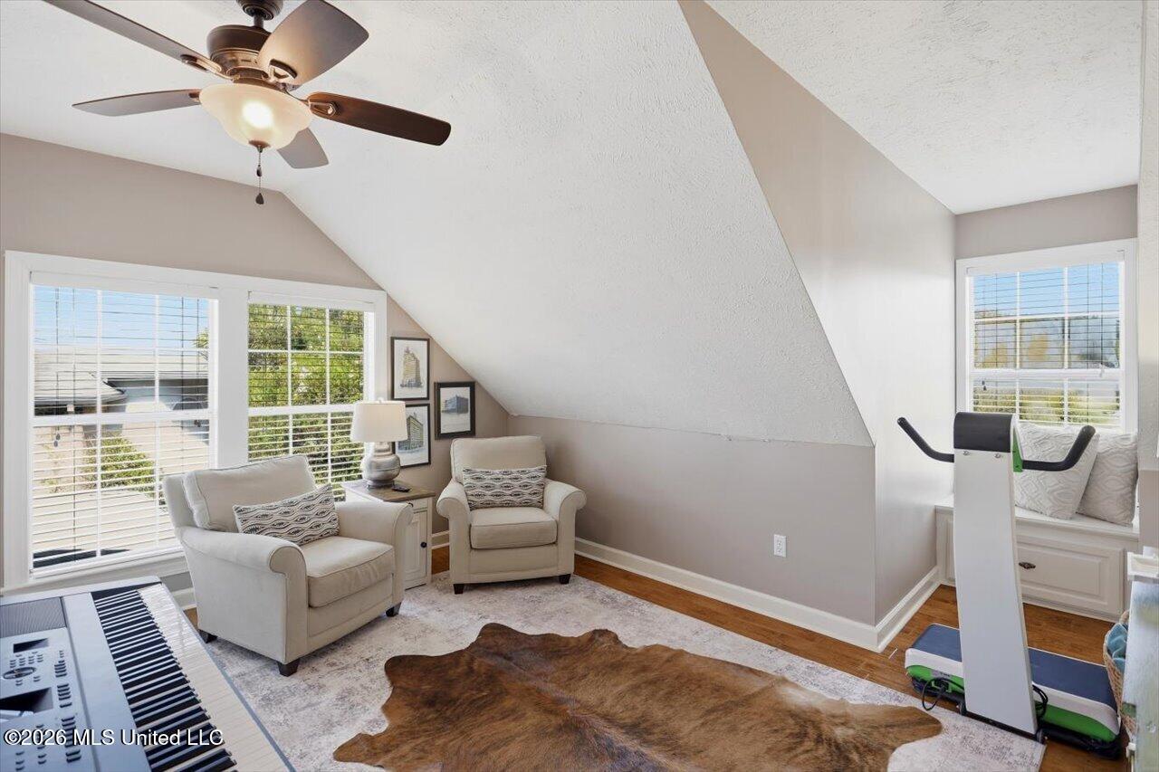 100 Port Lane Property Photo 28