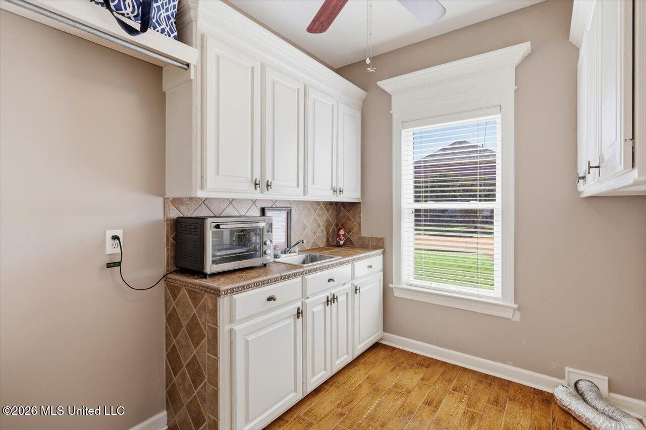 100 Port Lane Property Photo 30