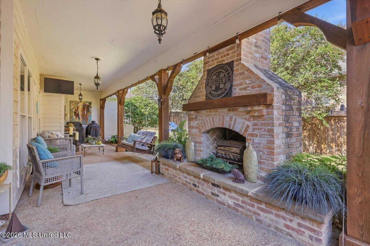100 Port Lane Property Photo 33