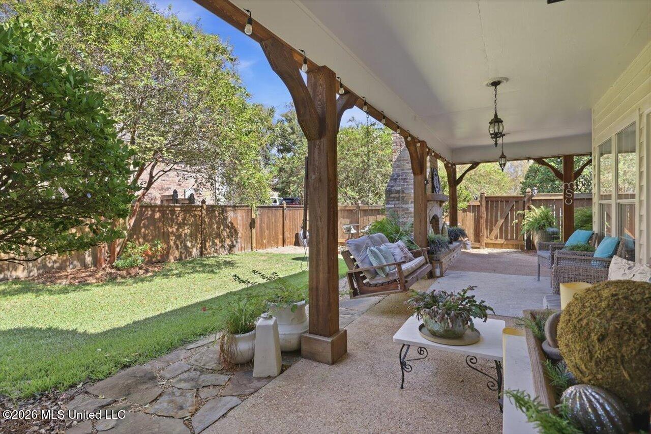 100 Port Lane Property Photo 35