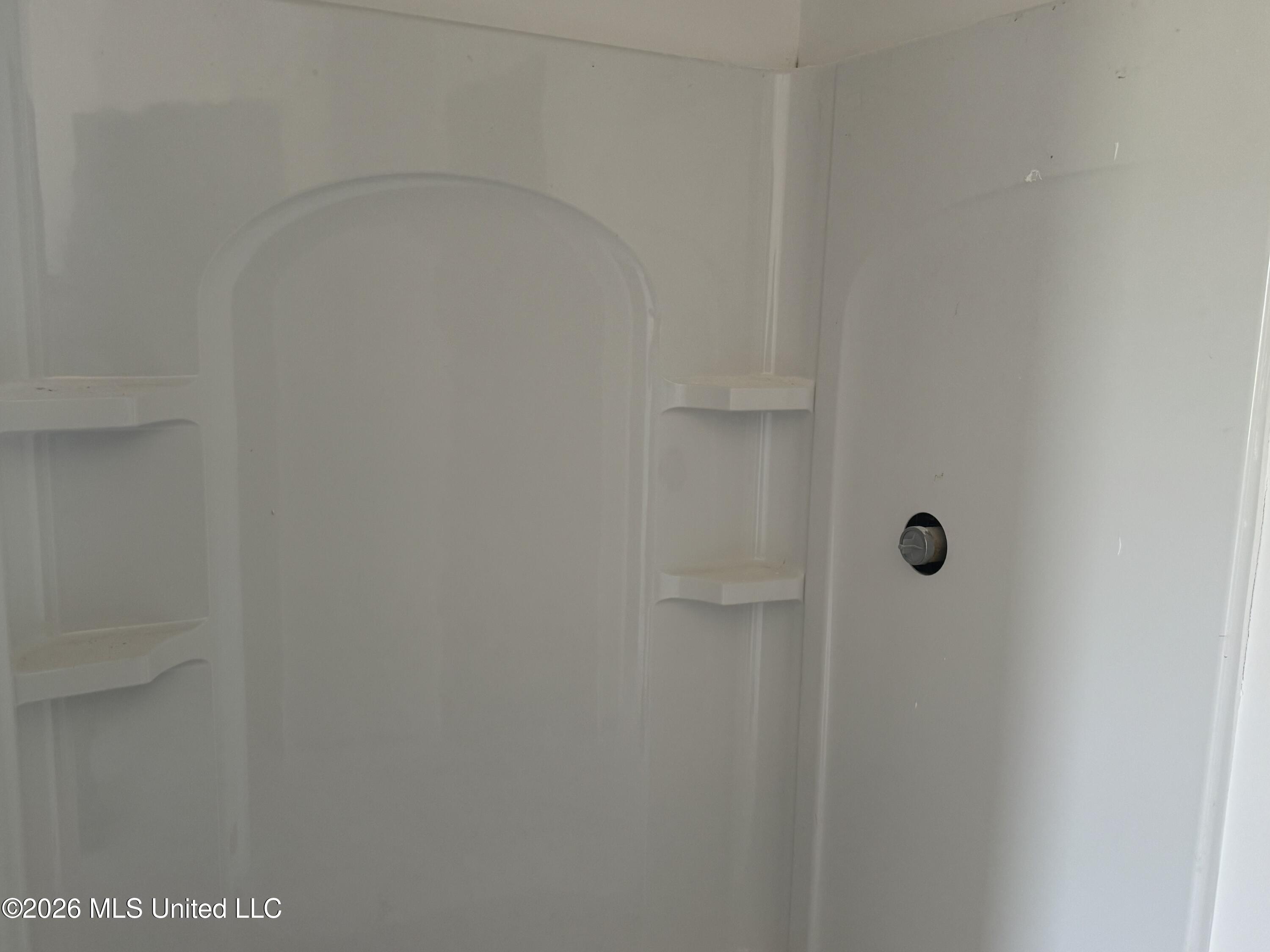 516 Sycamore Way Property Photo 5