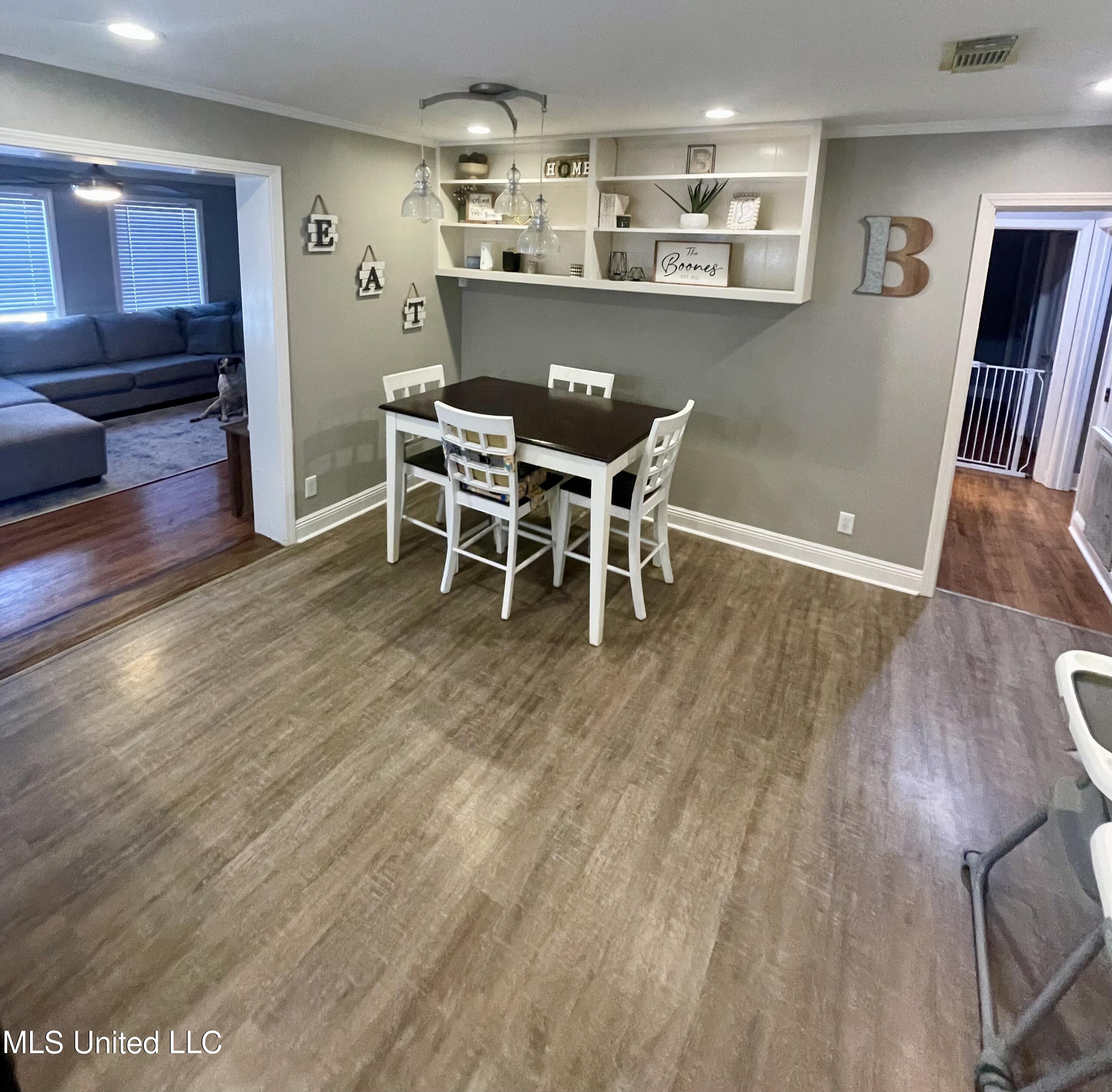 403 Lindberg Avenue Property Photo 10