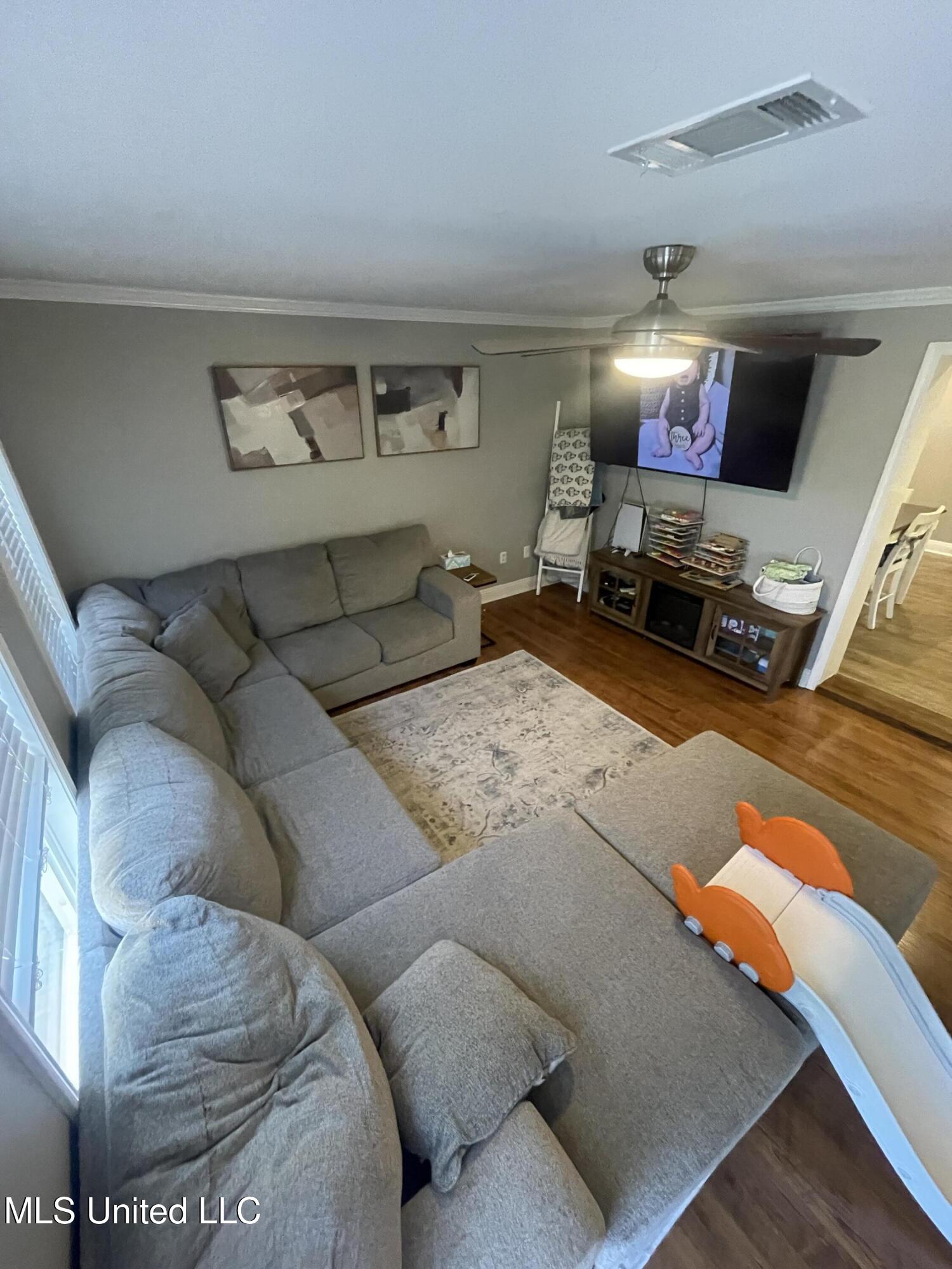 403 Lindberg Avenue Property Photo 23