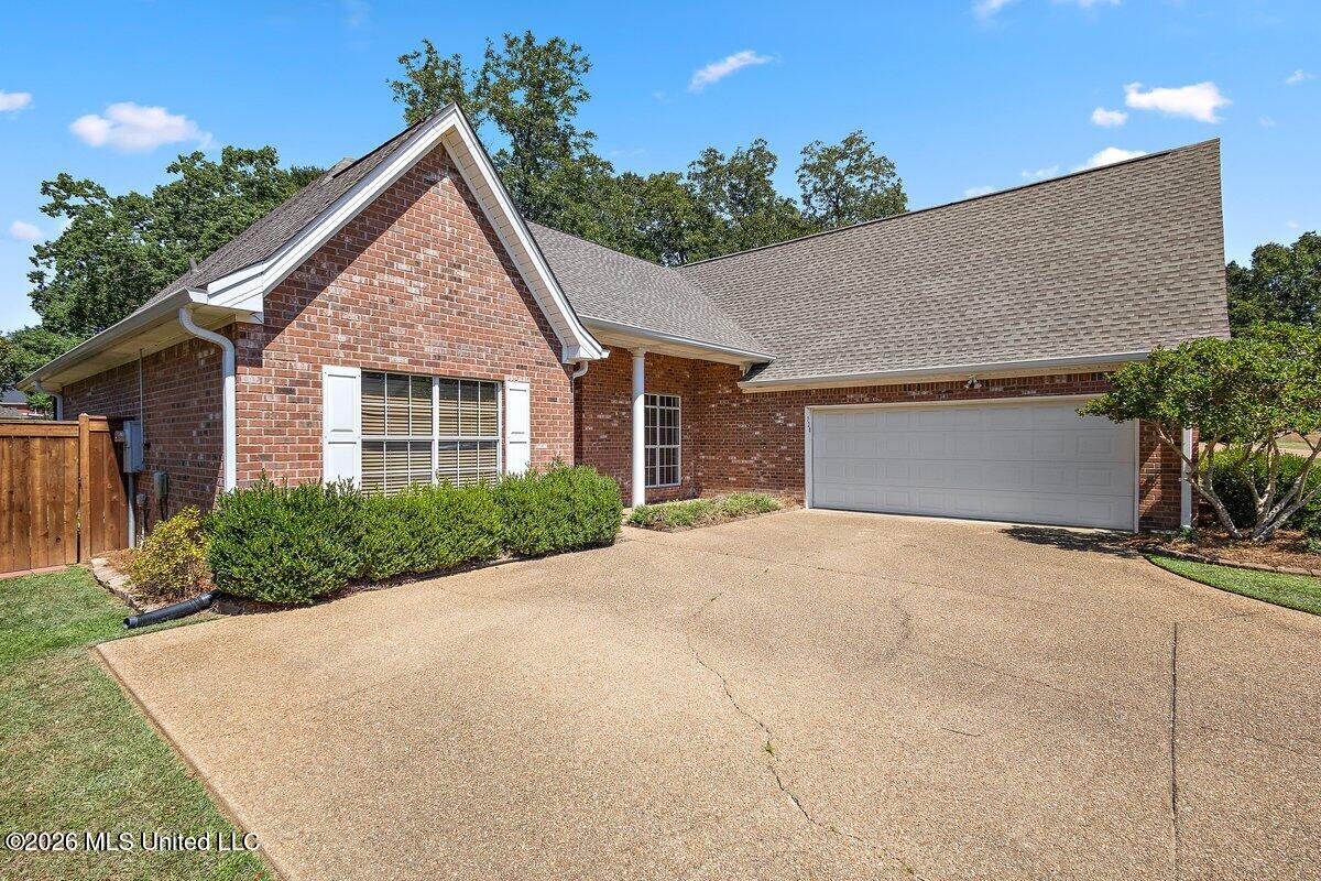 728 Woodrun Drive