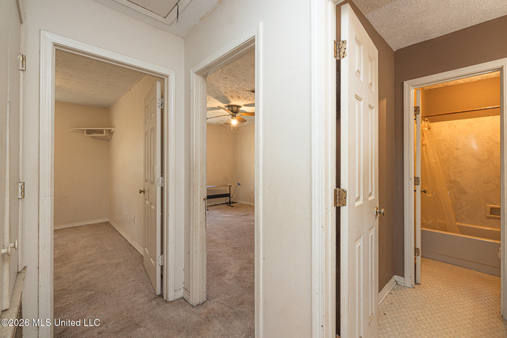 1851 N Allerton Property Photo 15