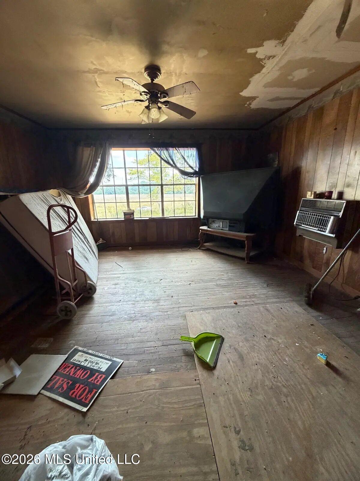 1418 Highway 3 Property Photo 4