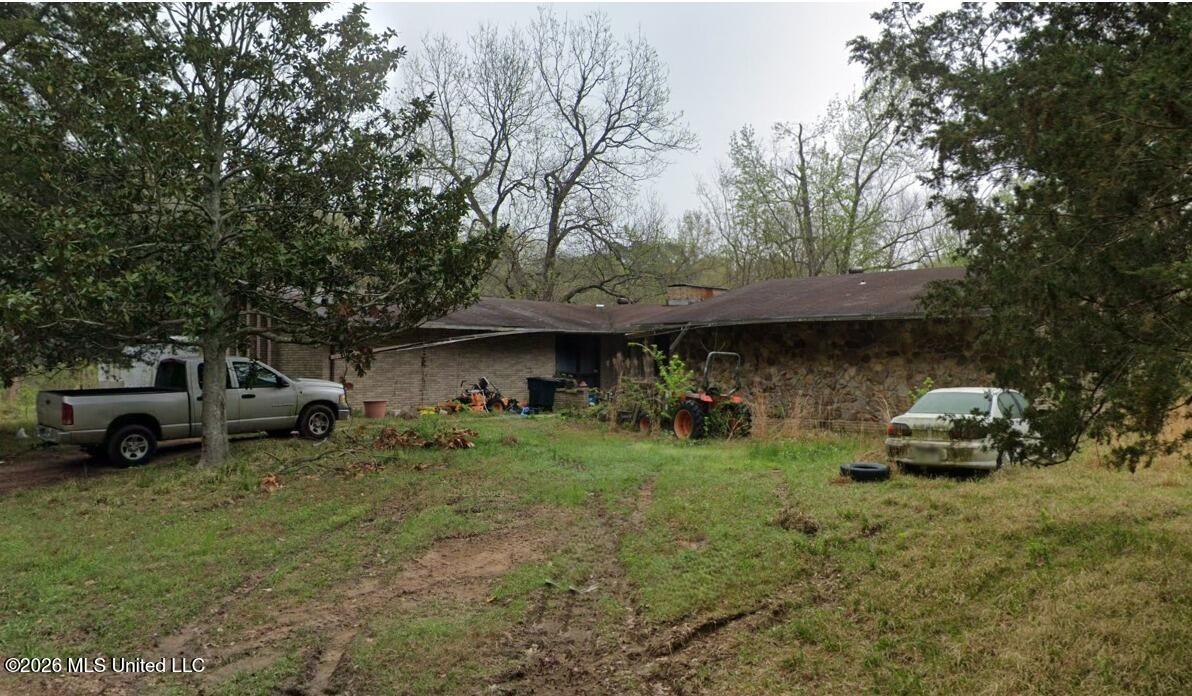109 Lake Boulevard Property Photo 7