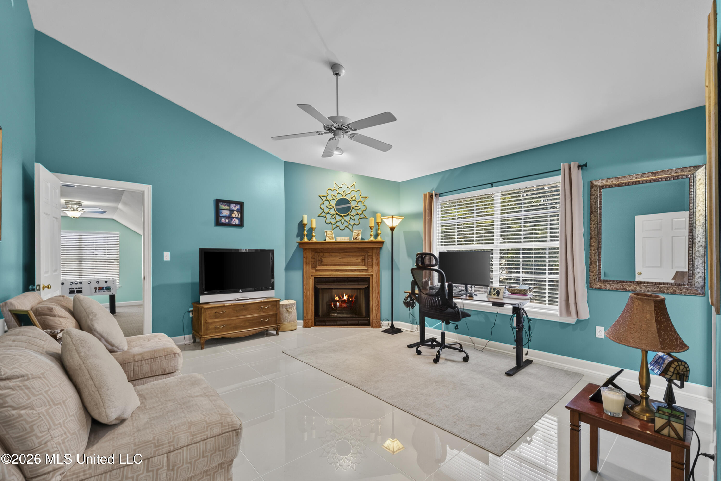 12938 Coles Cove Property Photo 8