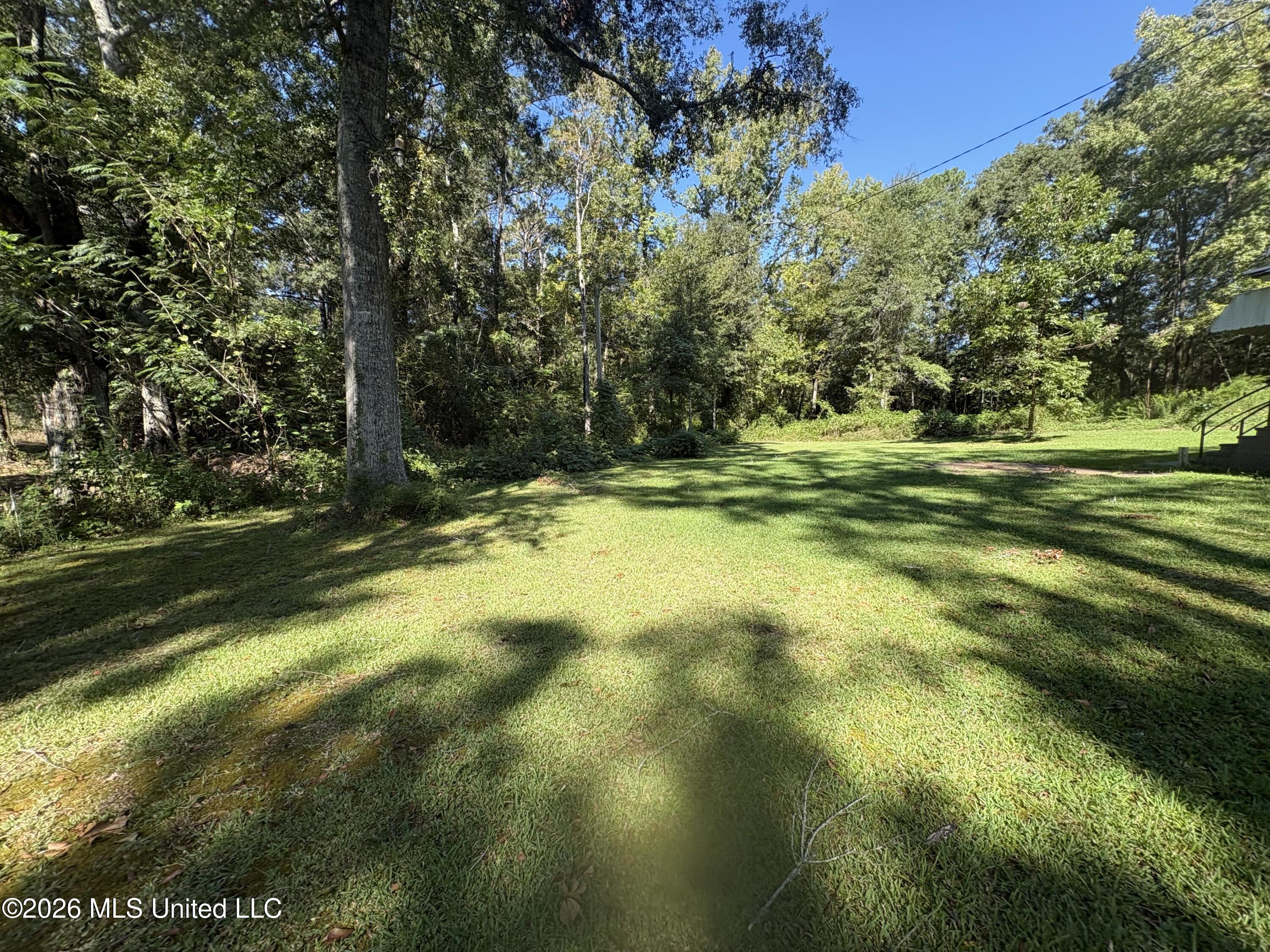 843 N Clark Avenue Property Photo 19