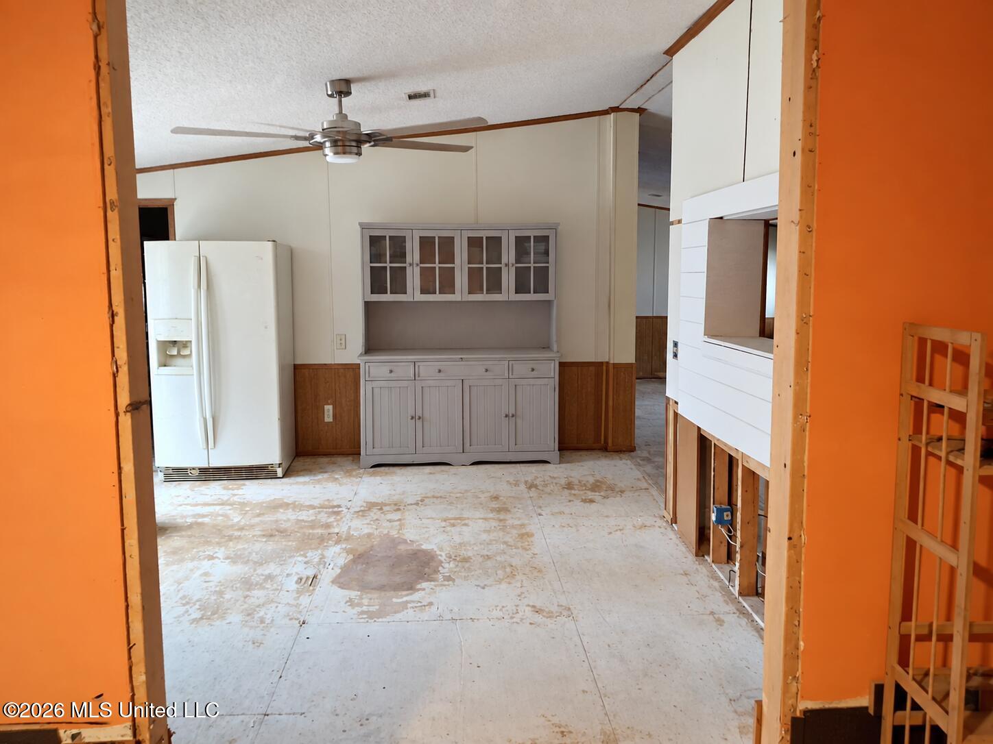 24587 Willow Lane Property Photo 12