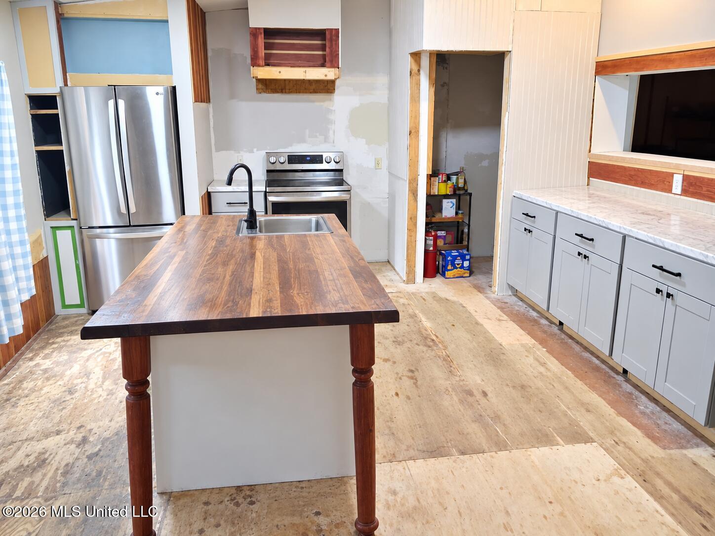24587 Willow Lane Property Photo 15