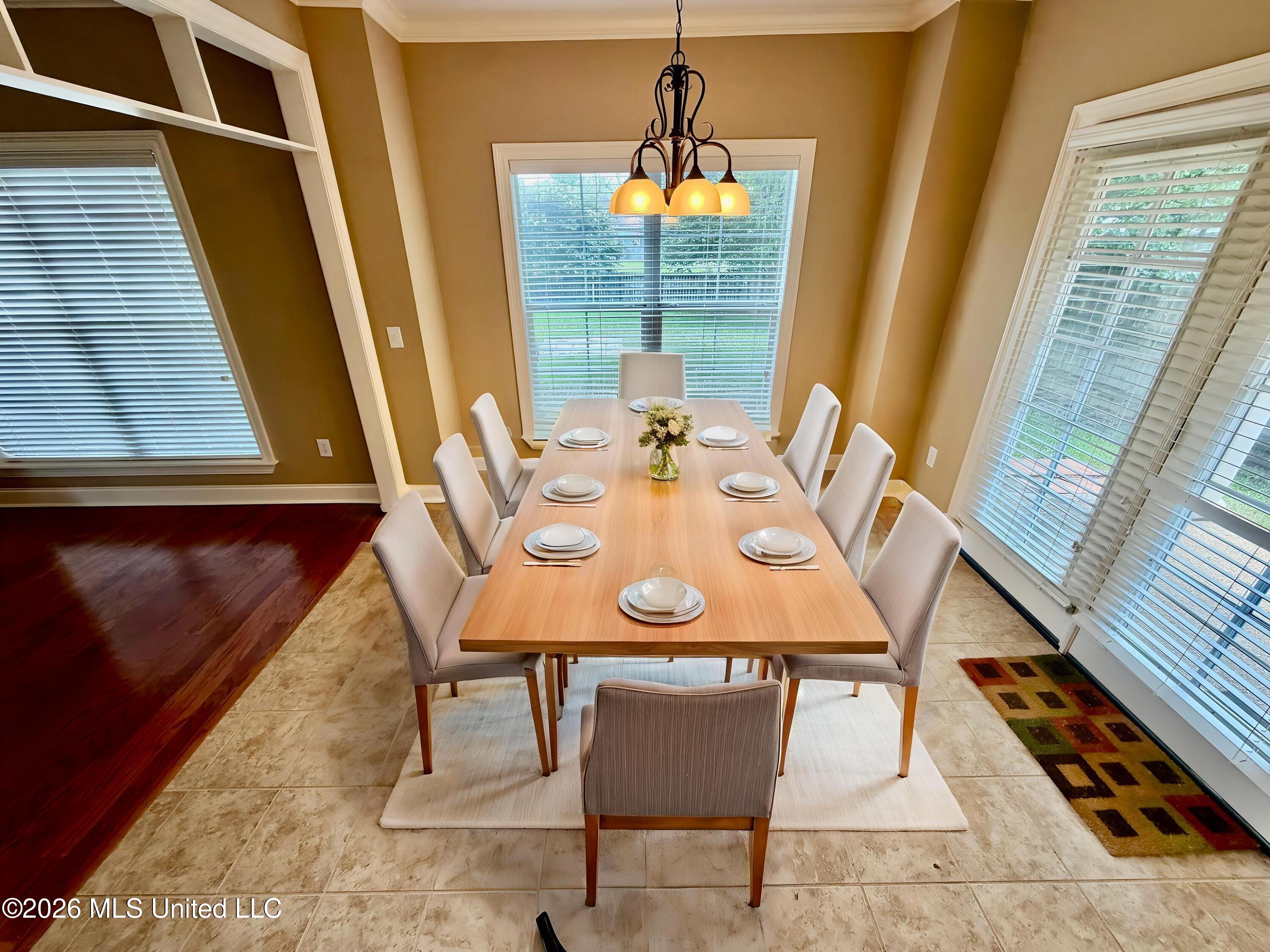 307 Springhill Point Property Photo 4