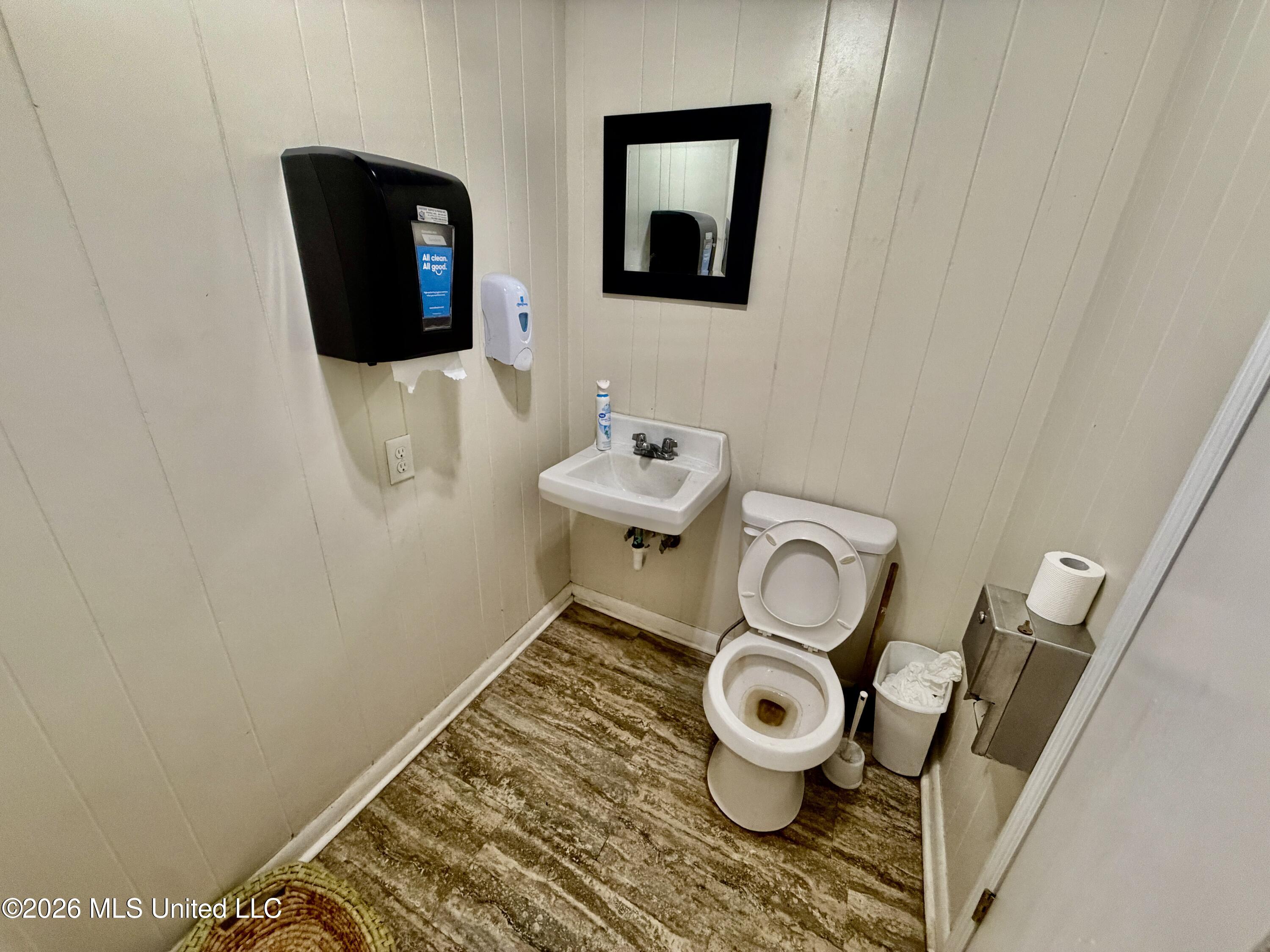 103 Us-61 Property Photo 16