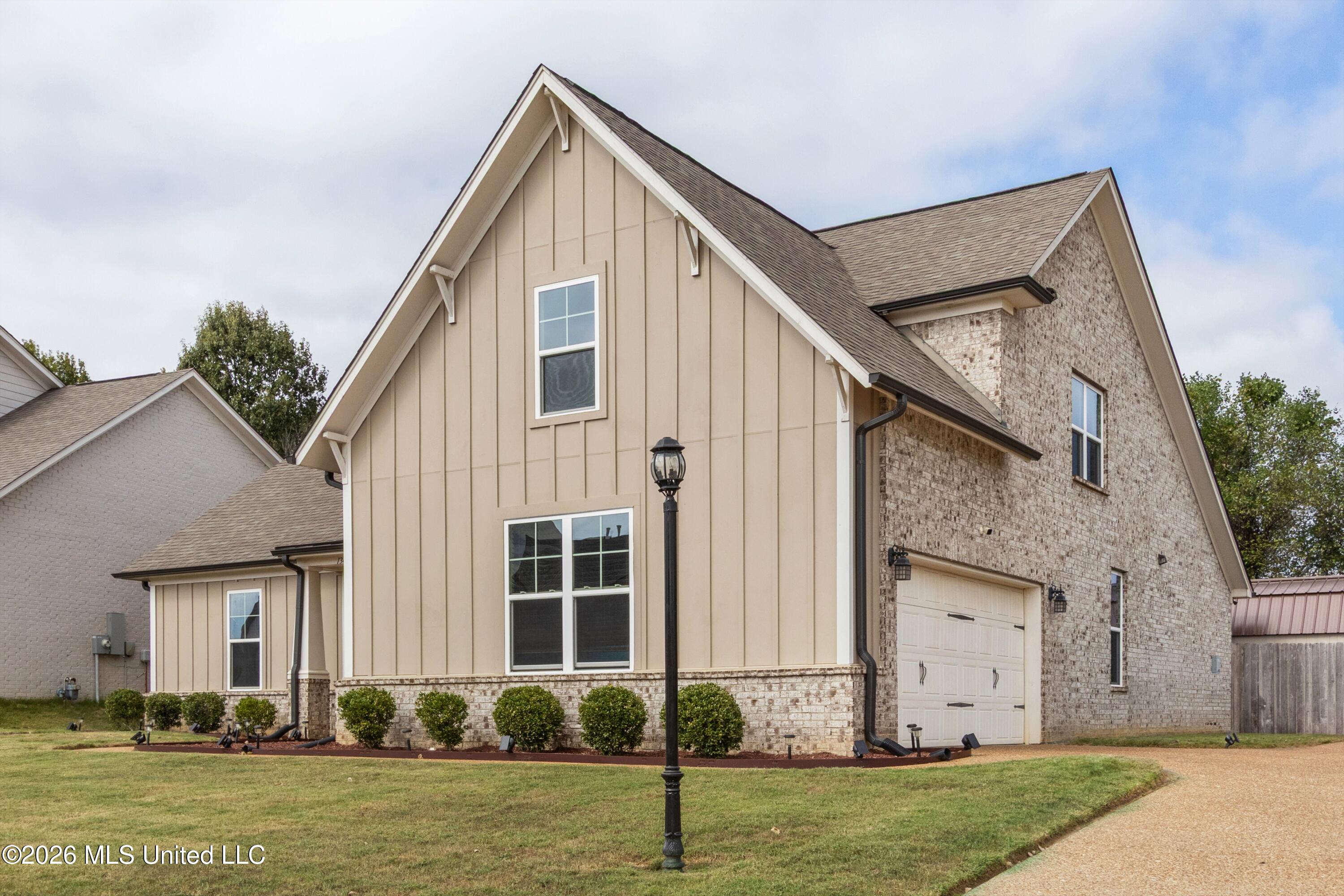13408 N Fields Lane Property Photo 3