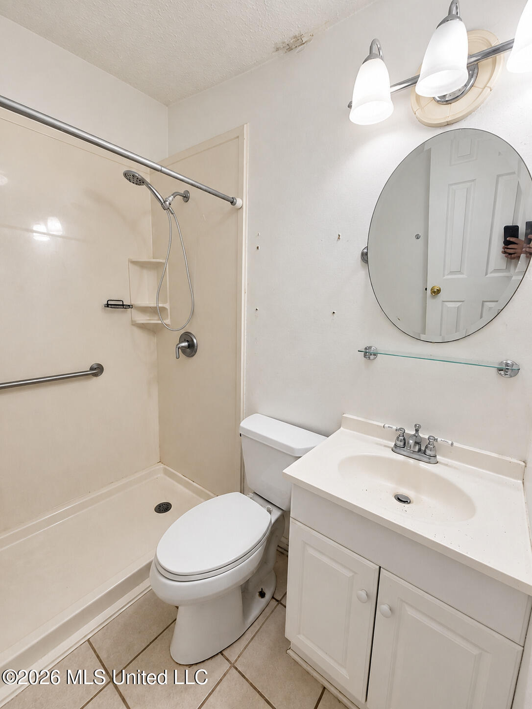 6006 Seminole Court Property Photo 4