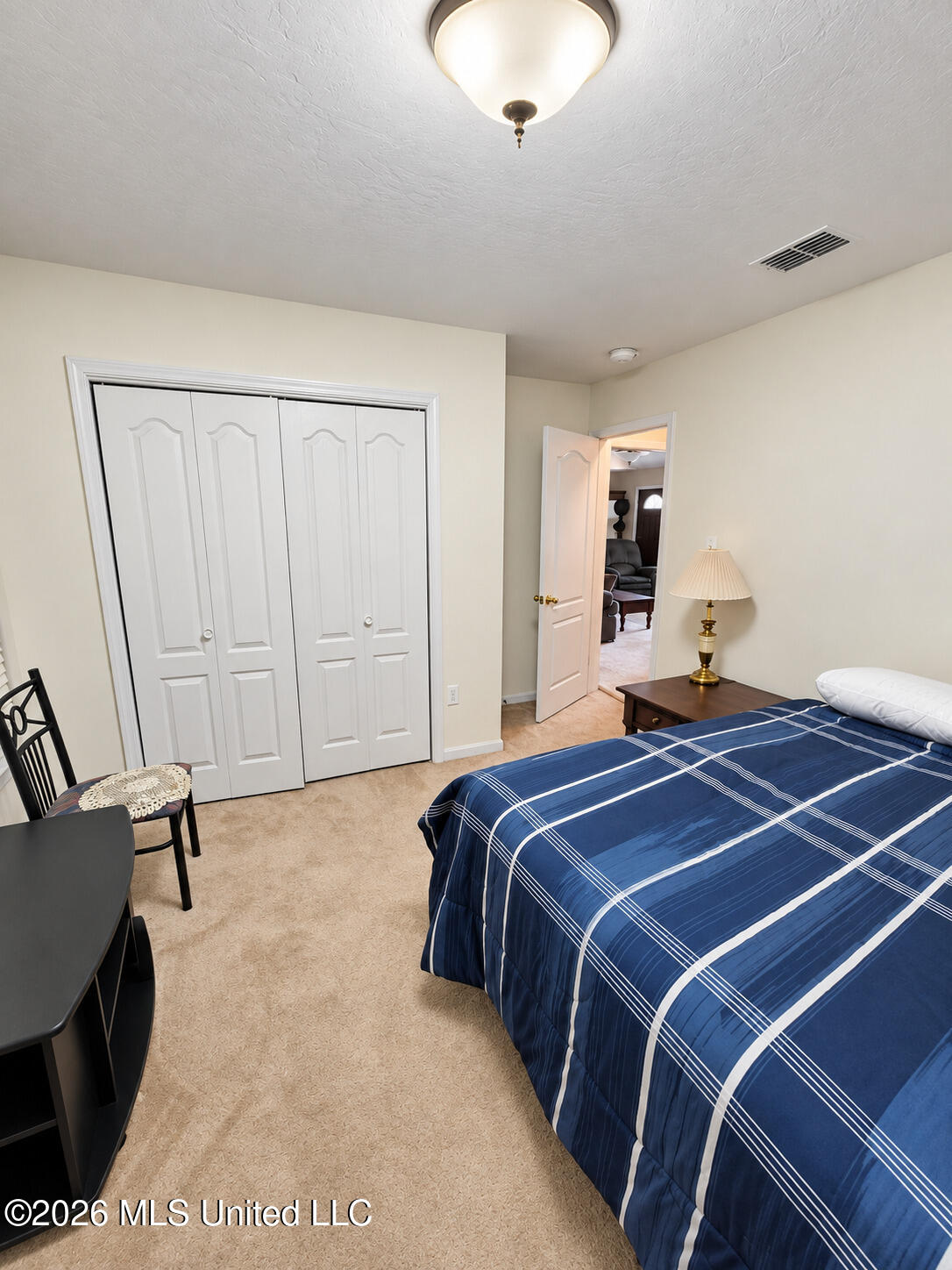 6006 Seminole Court Property Photo 10
