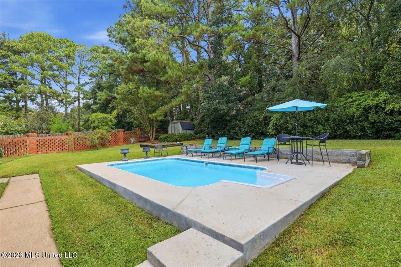 64 Saint Andrews Place Property Photo 2