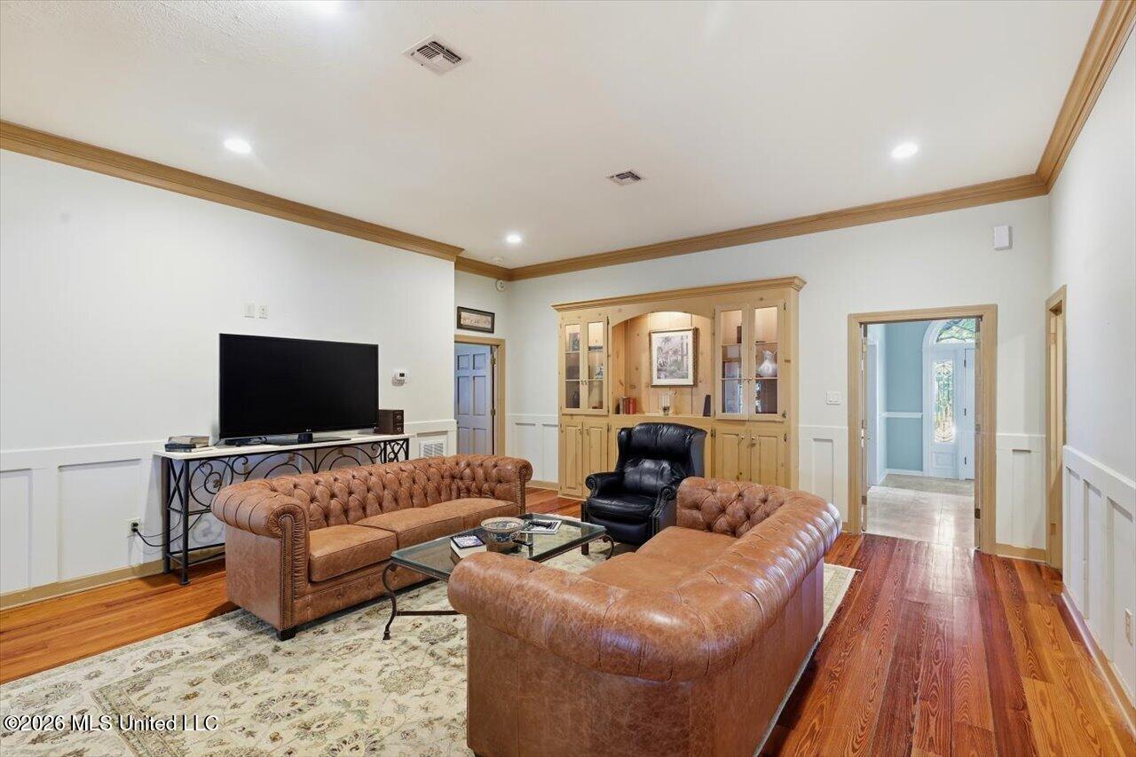 64 Saint Andrews Place Property Photo 9