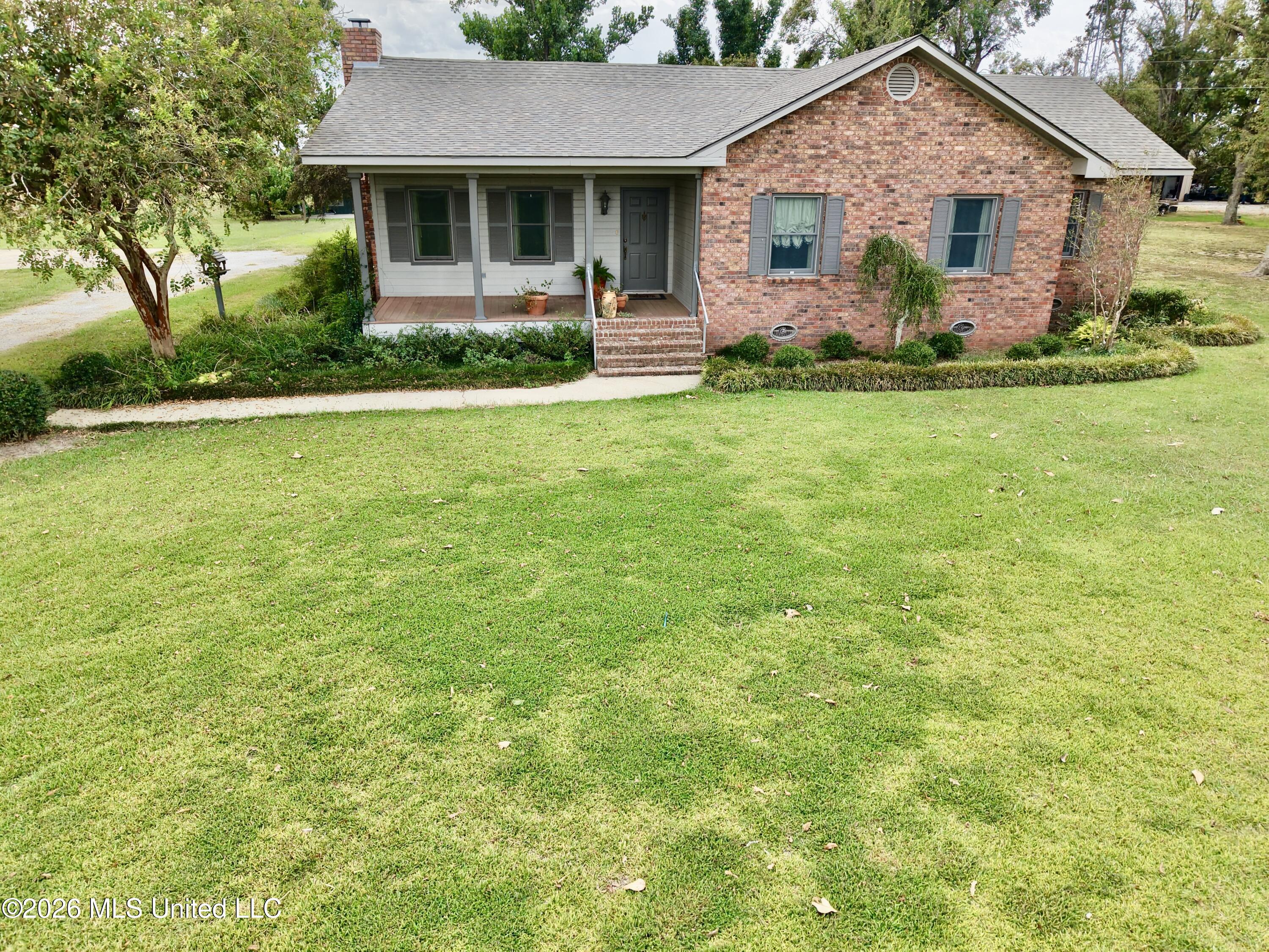 3157 Mississippi 16 Property Photo 1