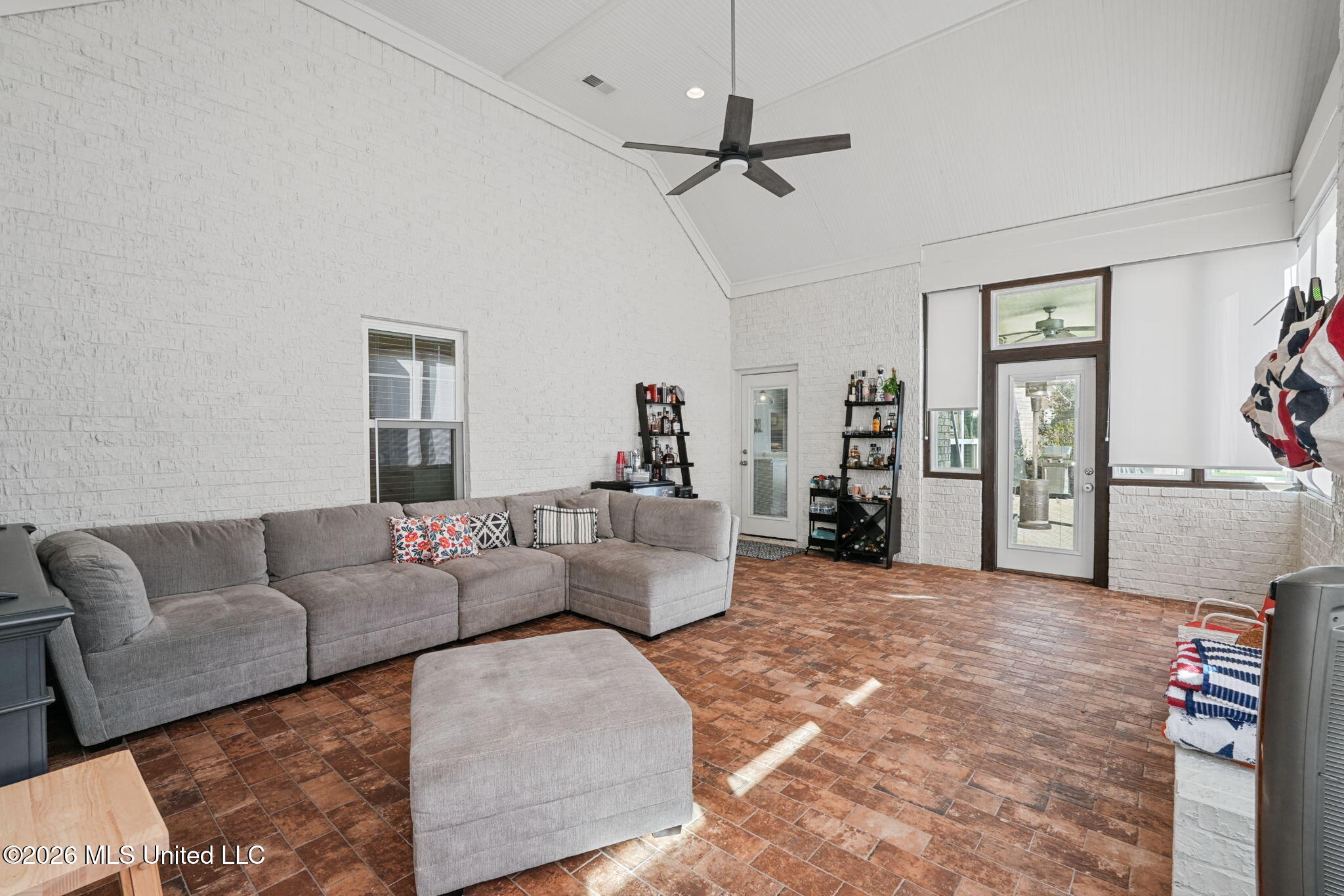 3665 Flat Rock Drive Property Photo 19