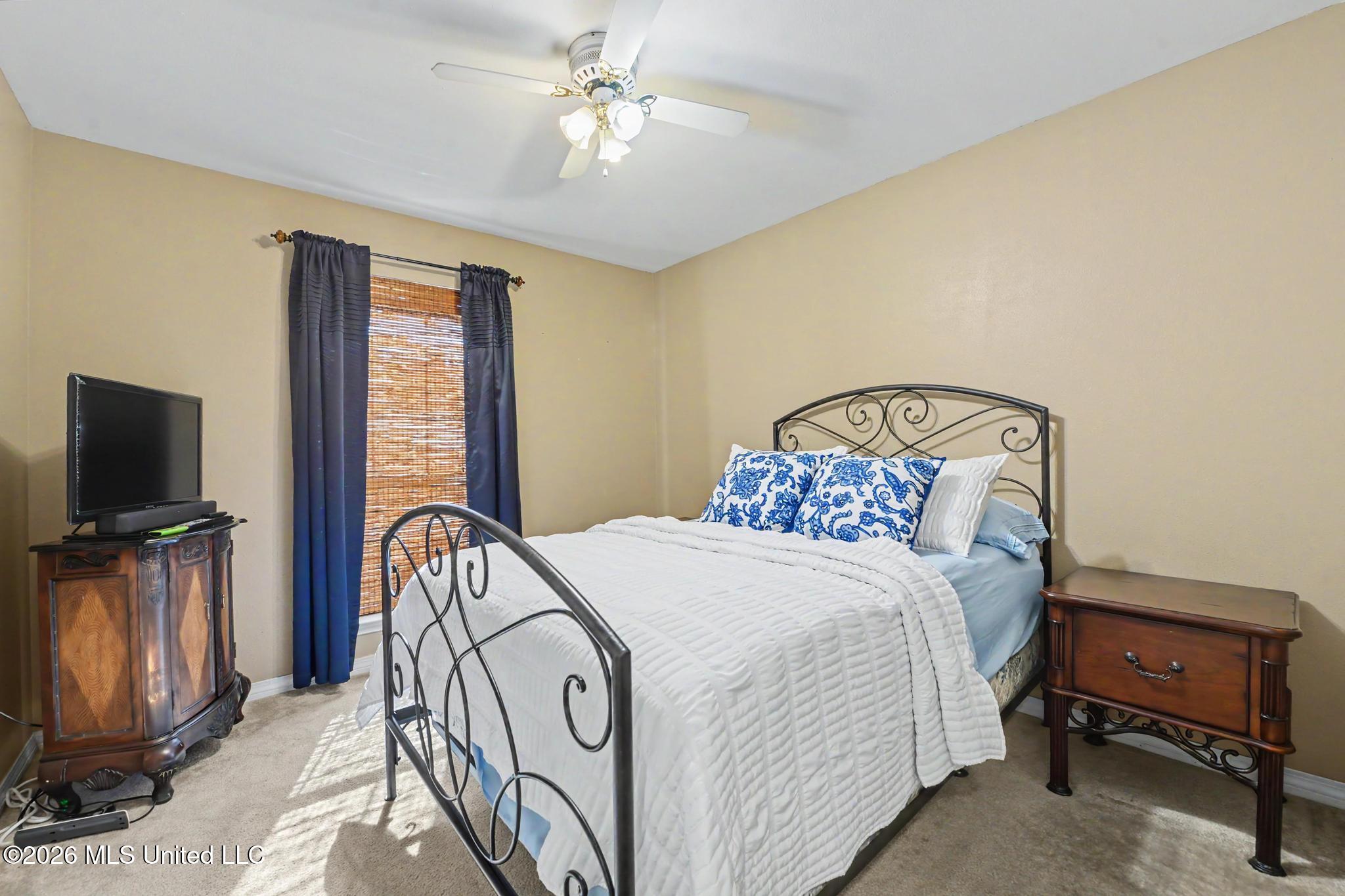 757 Waters View Drive Property Photo 17