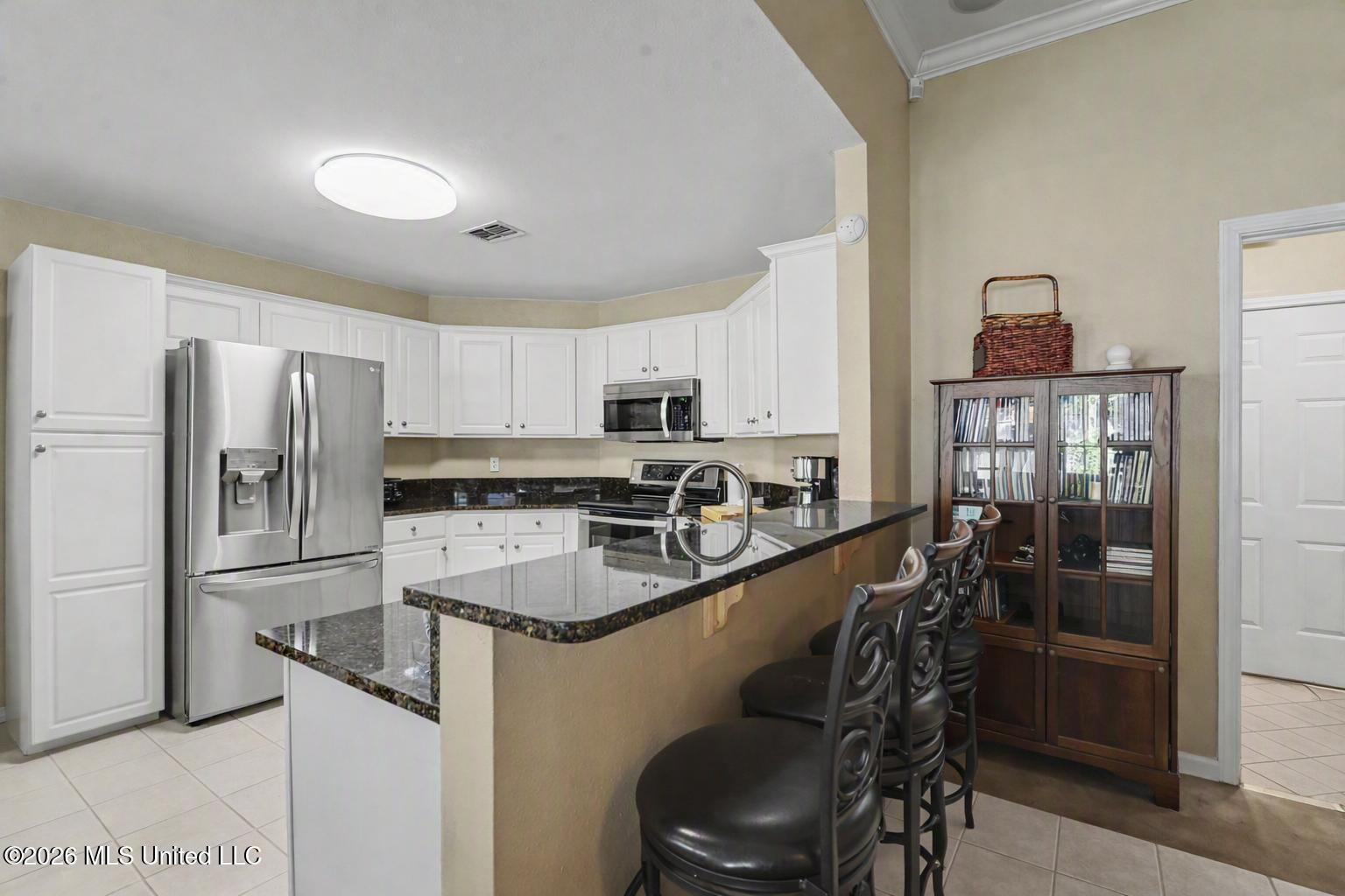 757 Waters View Drive Property Photo 33