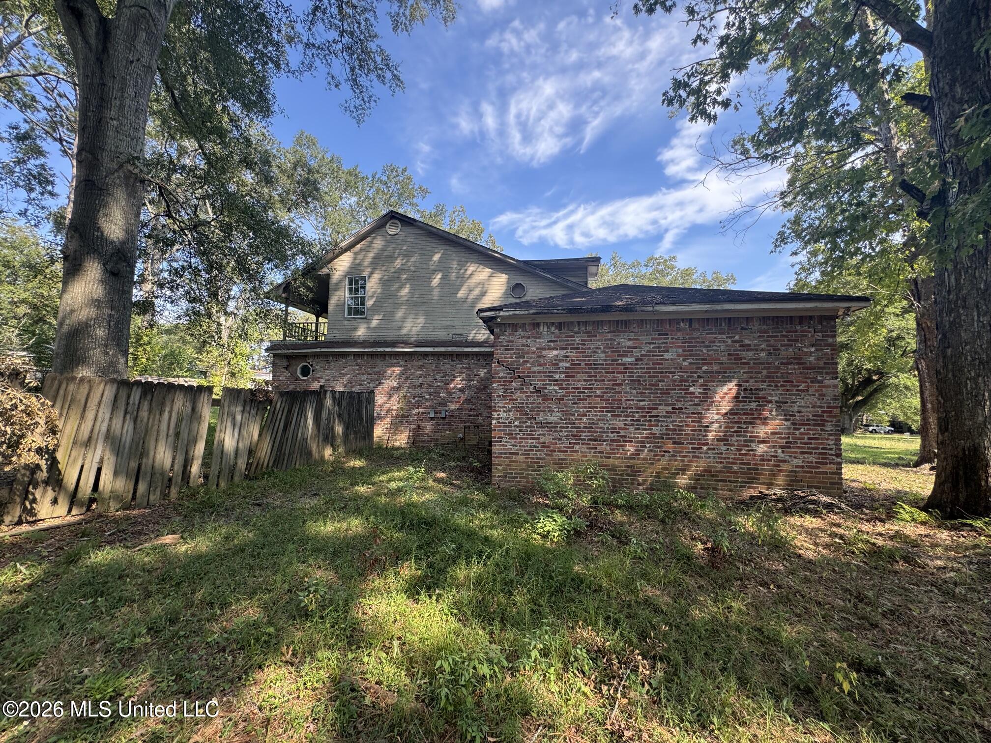 3943 Meadowlane Drive Property Photo 11