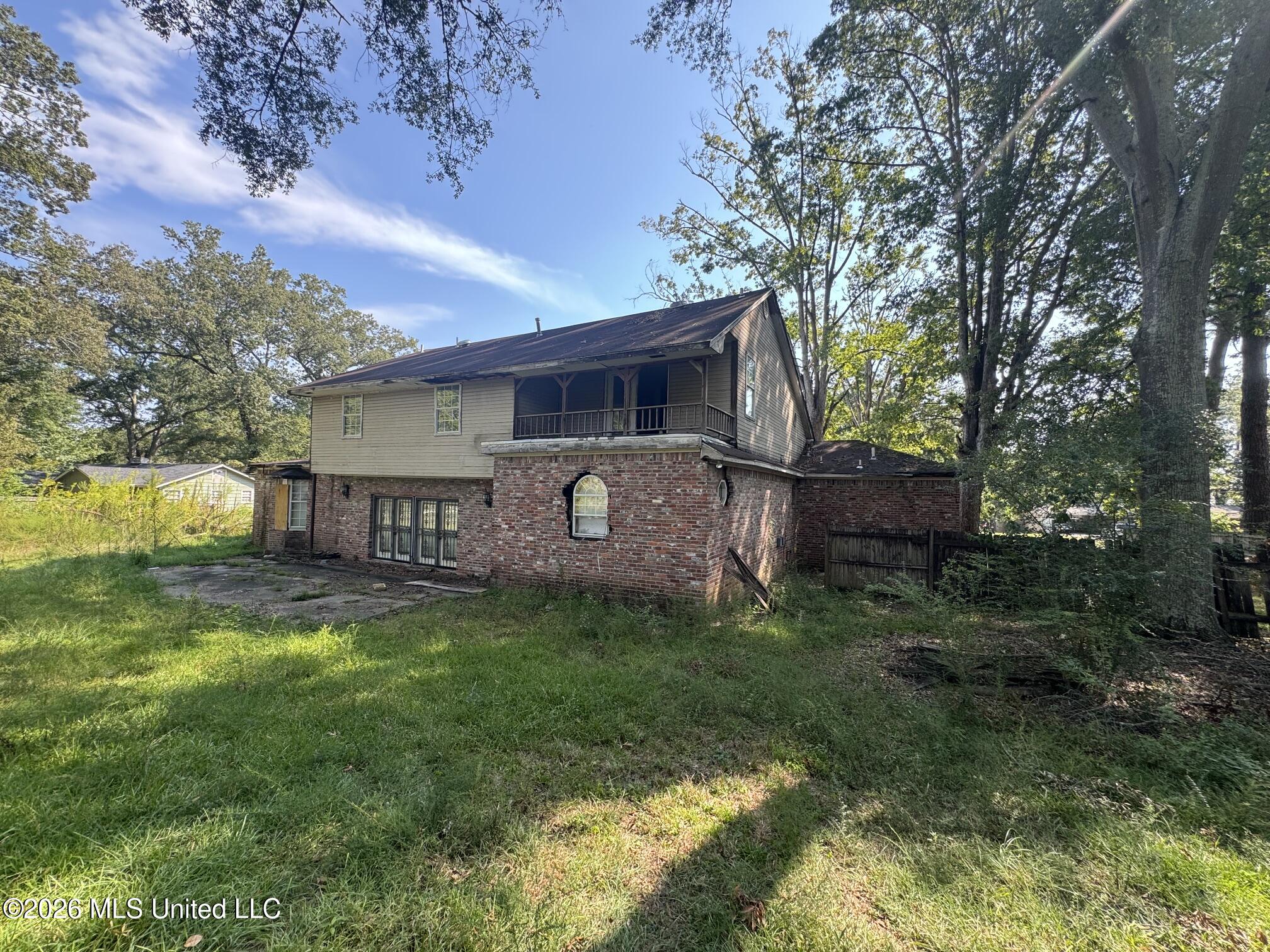 3943 Meadowlane Drive Property Photo 12