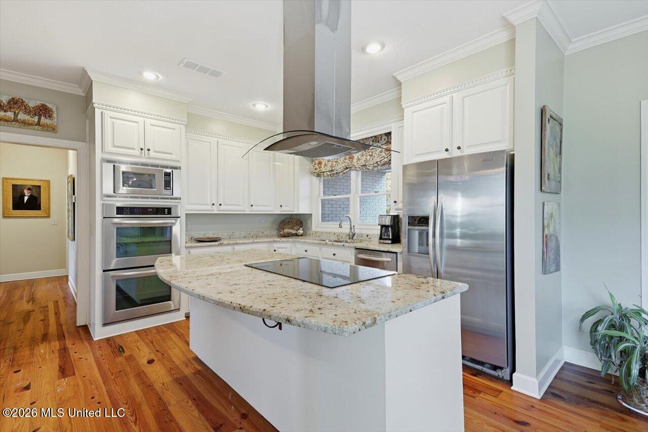 31 Polo Drive Property Photo 8