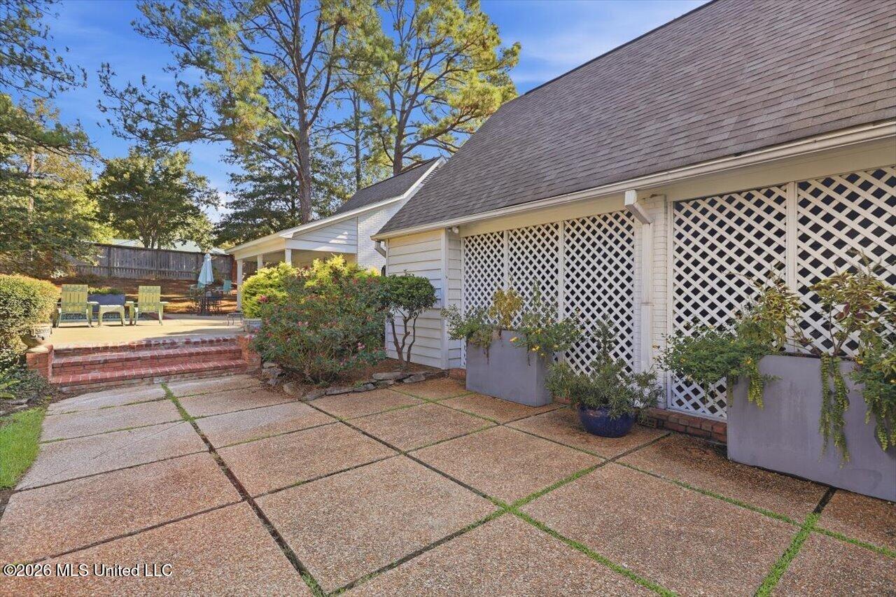31 Polo Drive Property Photo 37