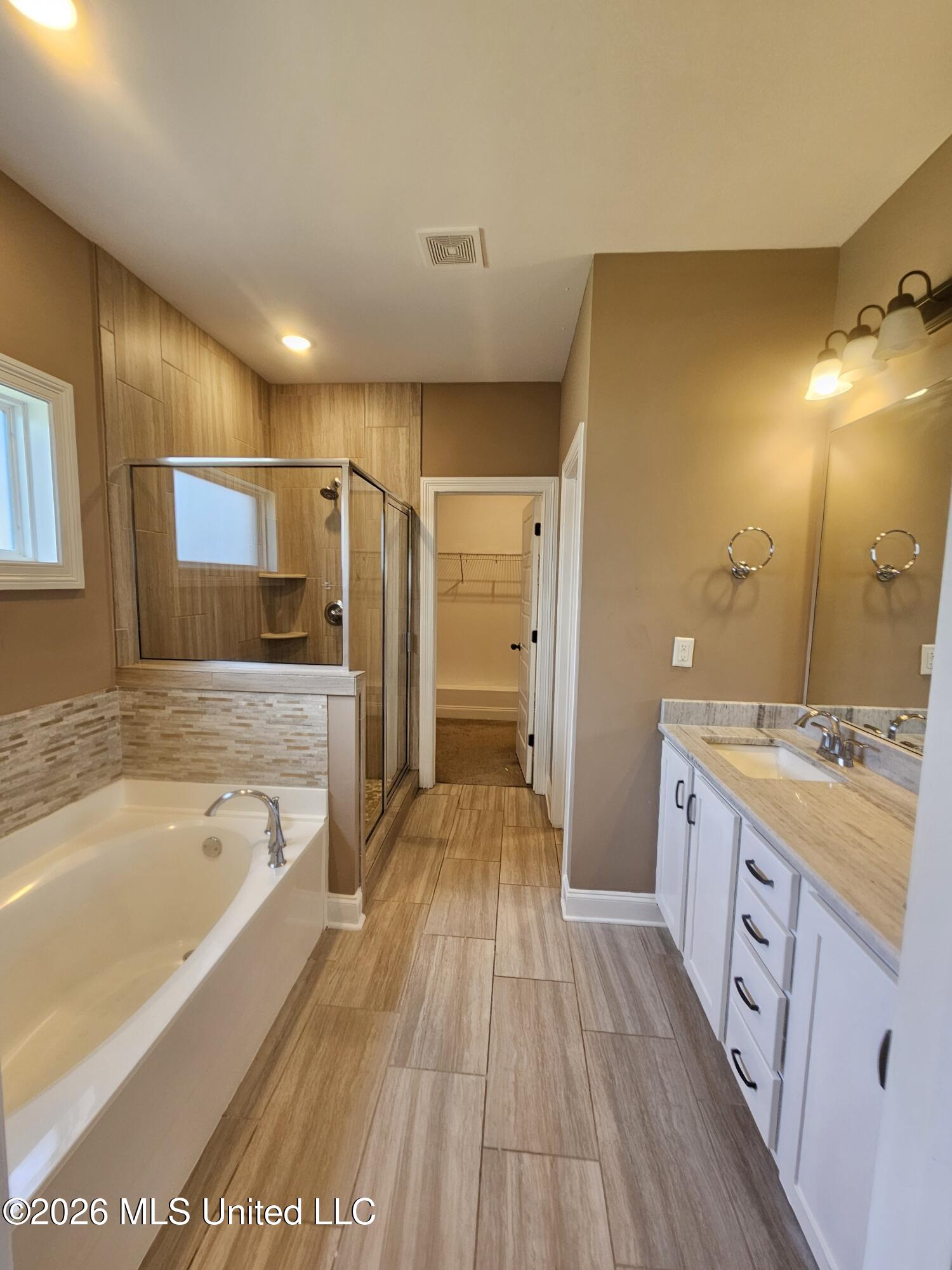 4139 E Vineyard Drive Property Photo 23