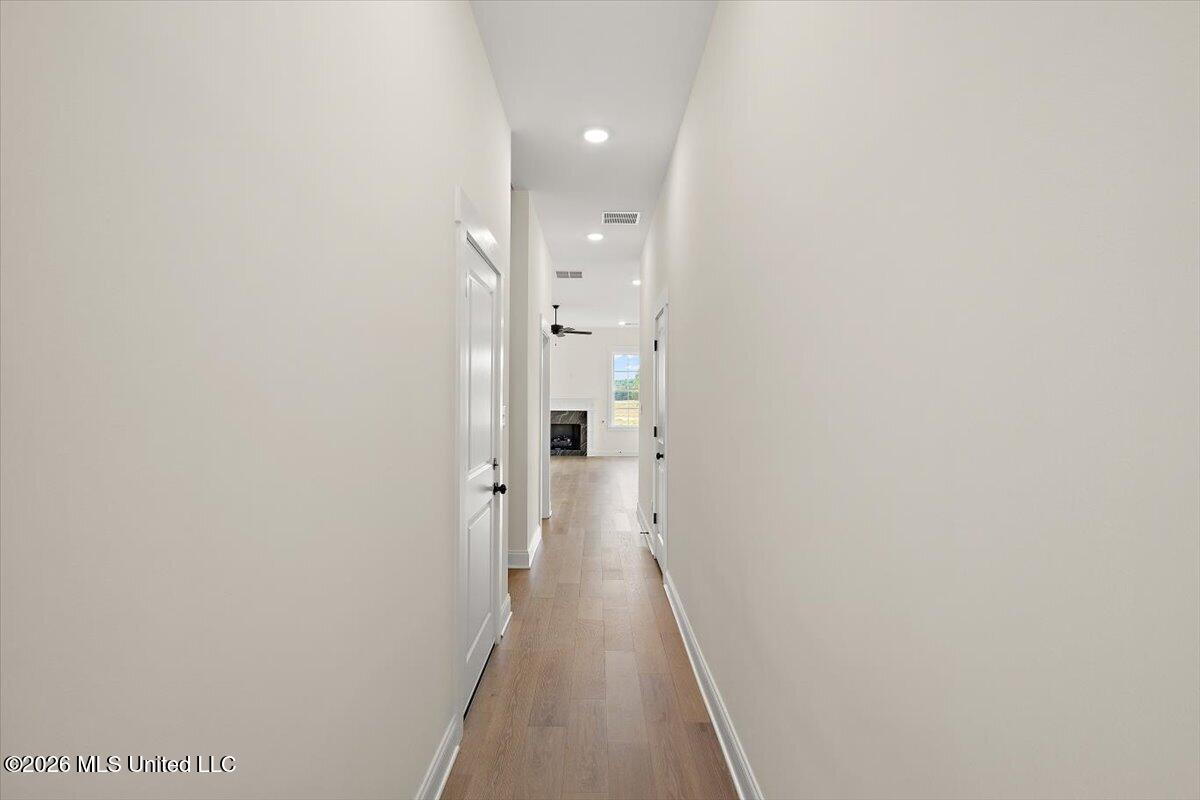 957 Coahoma Court Property Photo 6
