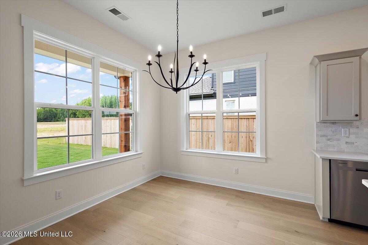 957 Coahoma Court Property Photo 9