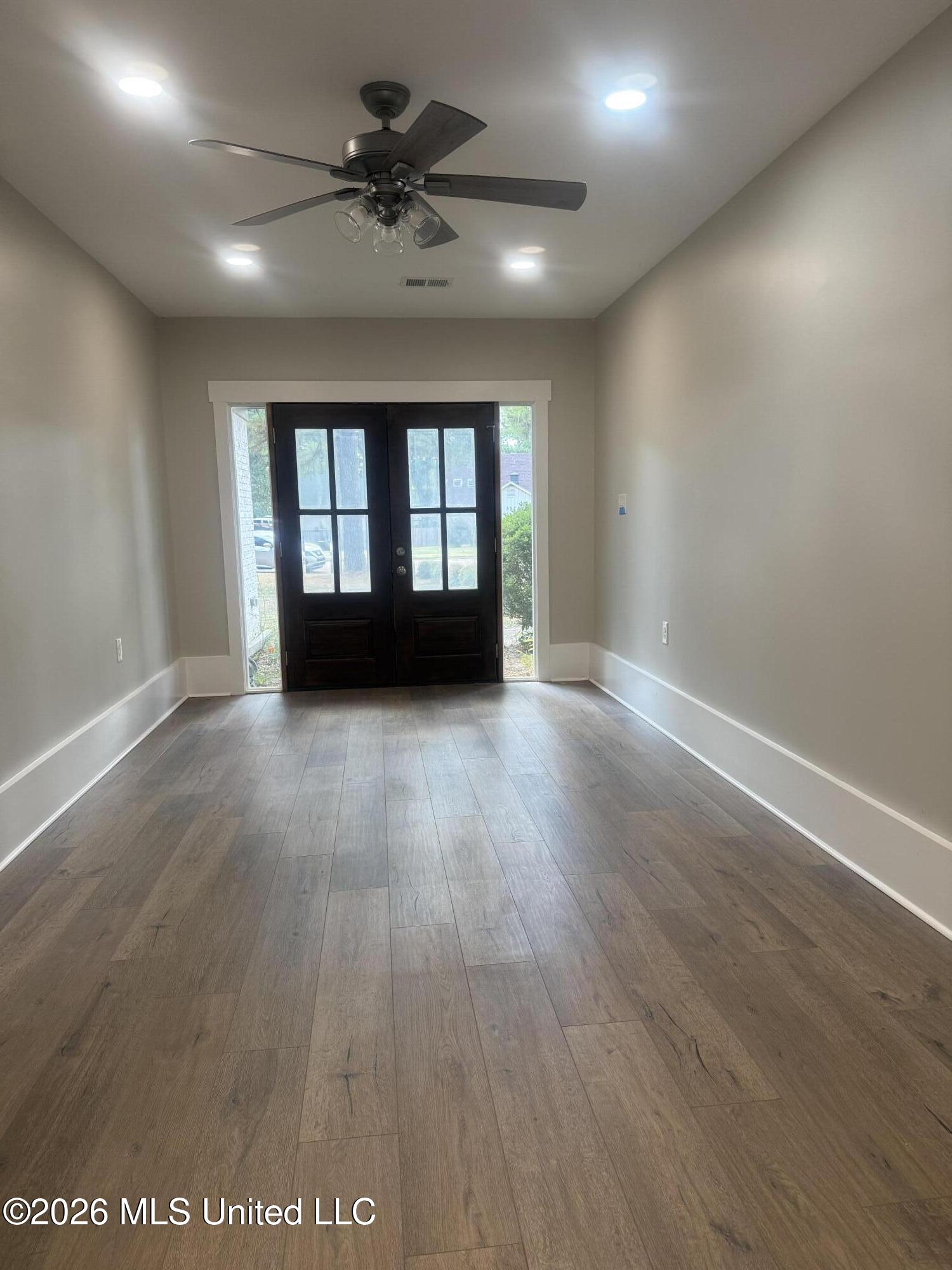 538 Pin Oak Point Property Photo 2