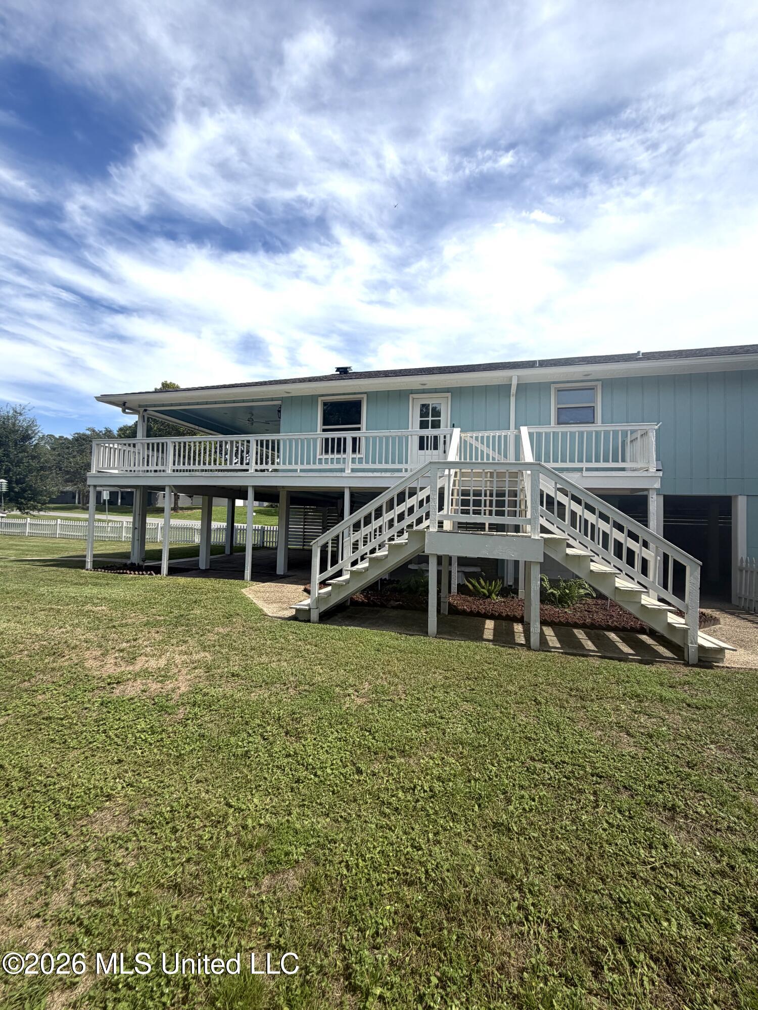 11562 Otto Avenue Property Photo 5